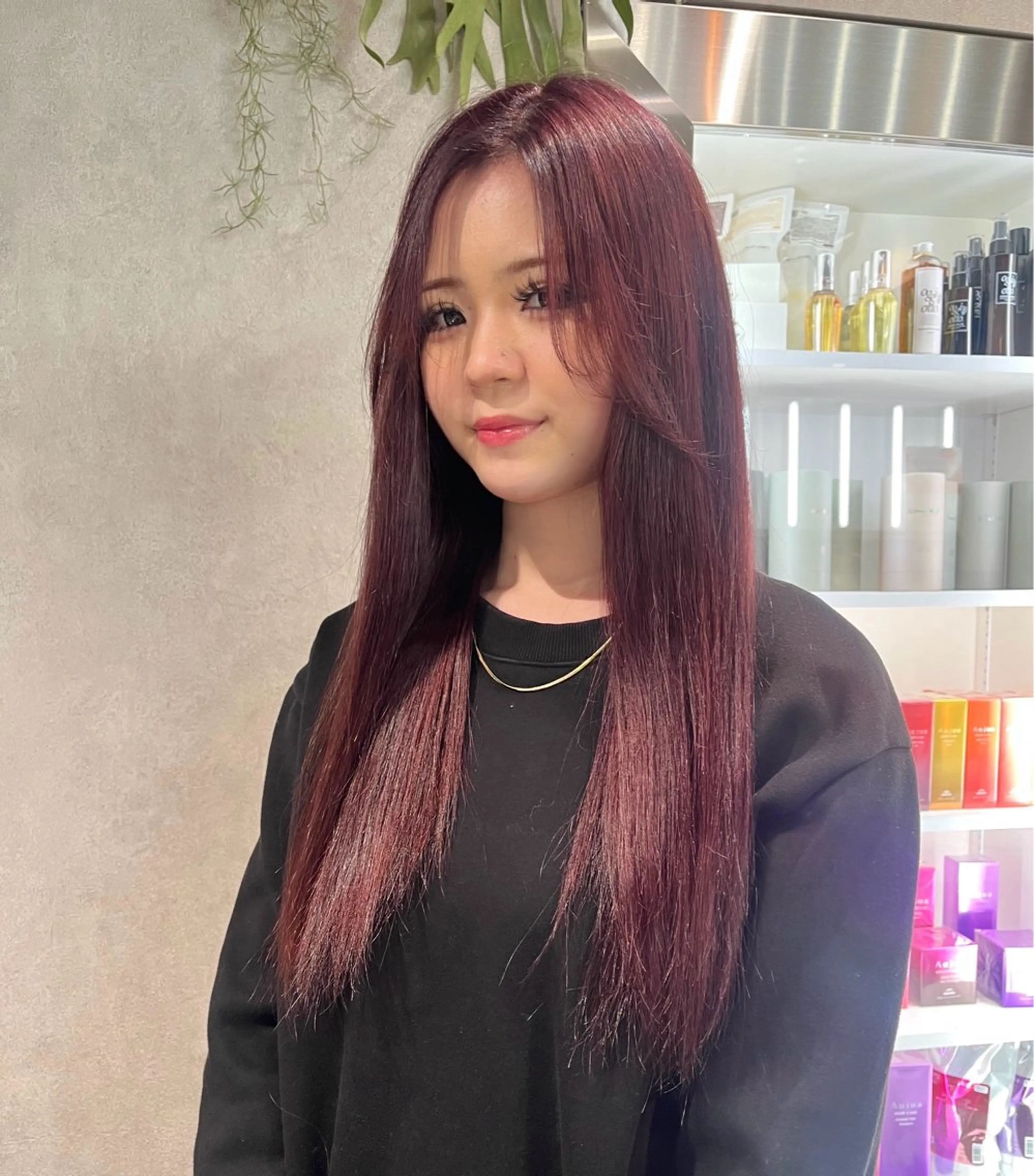 ロング カラー ピンクカラー レッドカラー カット ヘアカラー レイヤー/艶カラー/ KIHO🥥︎のヘアスタイル