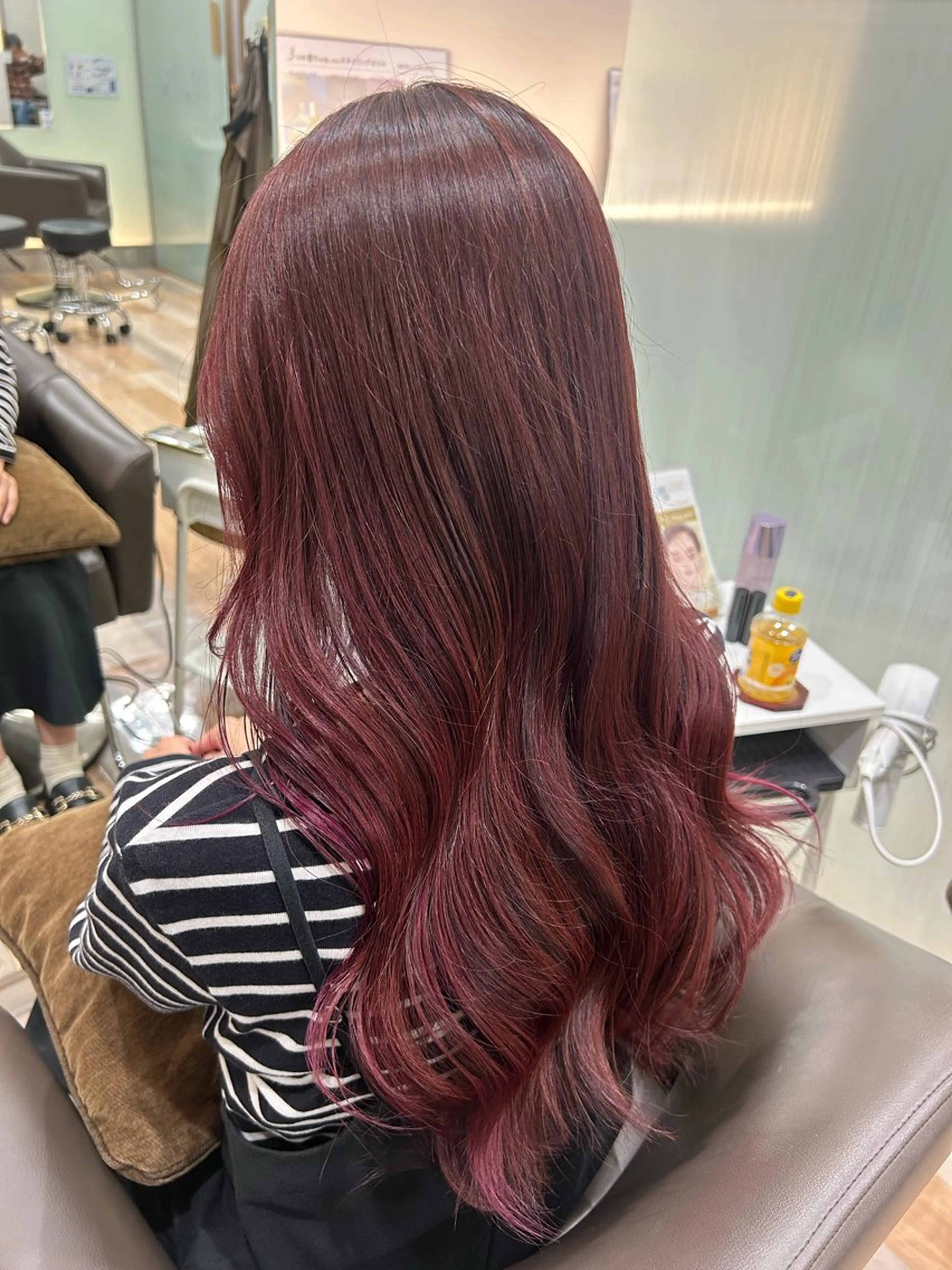 ロング カラー ボルドーカラー ピンクカラー ヘアカラー カット⚡️カラー🫧 募集中/愛海のヘアスタイル