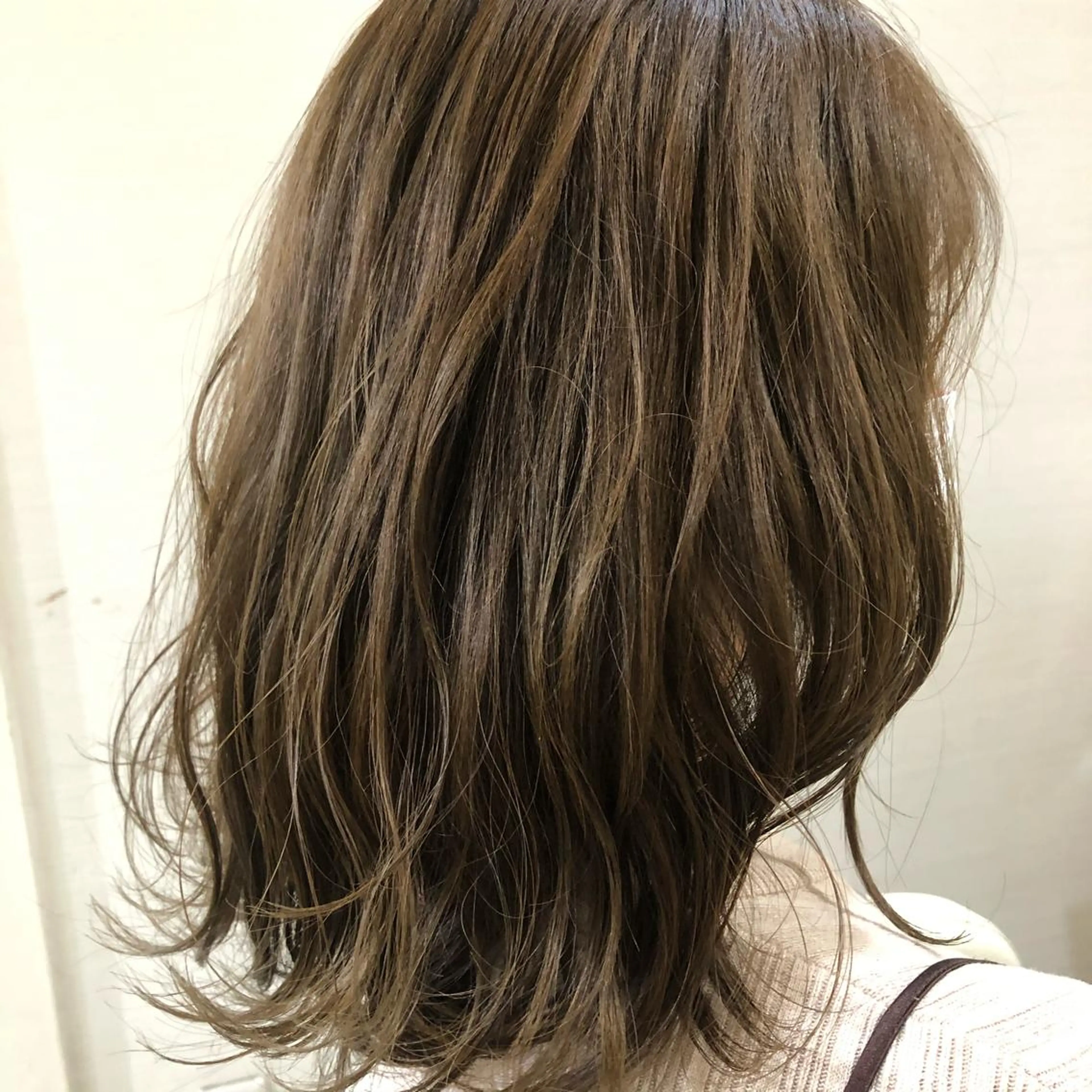 ミディアム カラー職人 なかもと たつひろのヘアスタイル