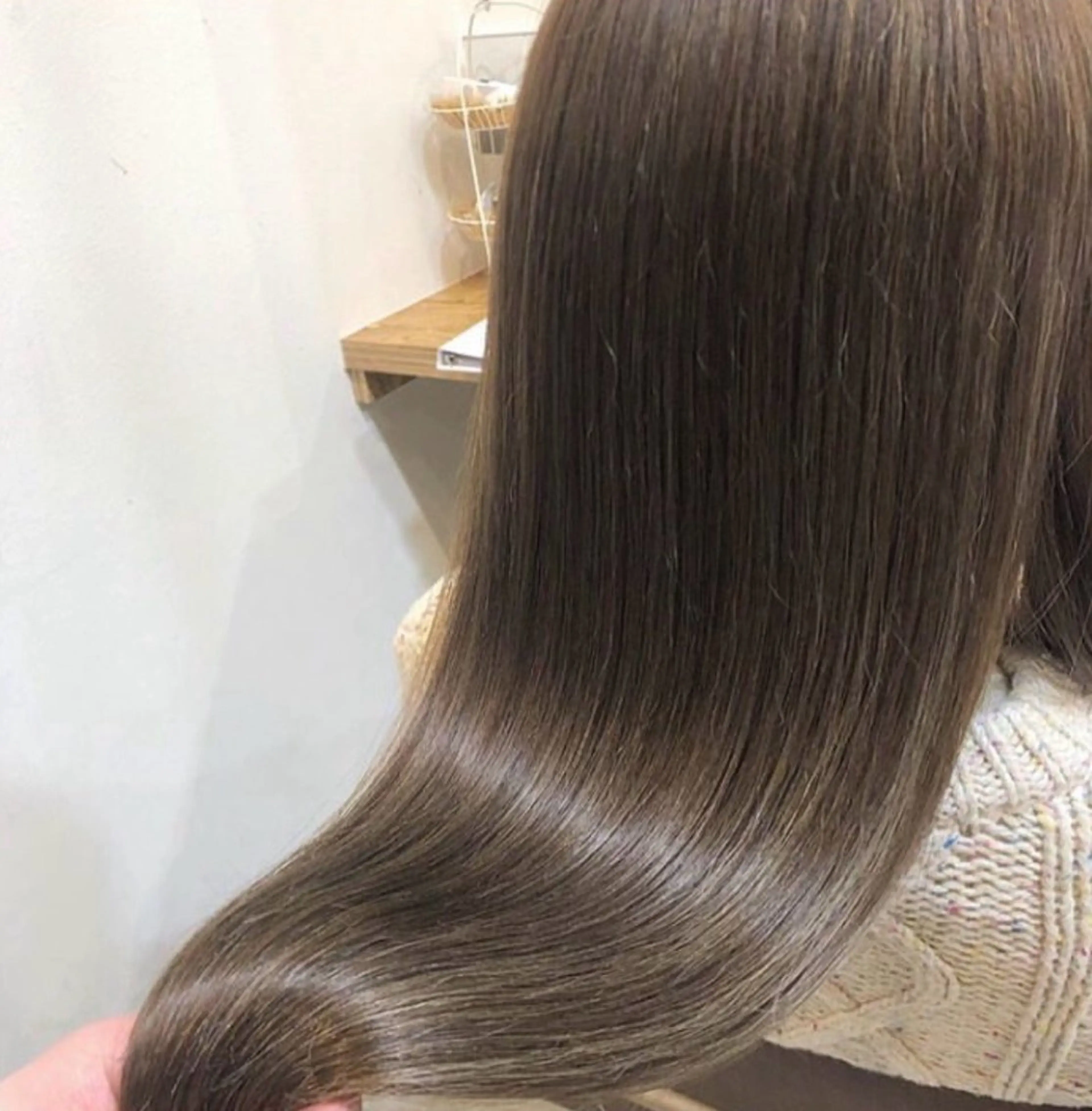 カラー ブラウンカラー モカブラウン ナチュラルブラウン 村井 湖奈のヘアスタイル
