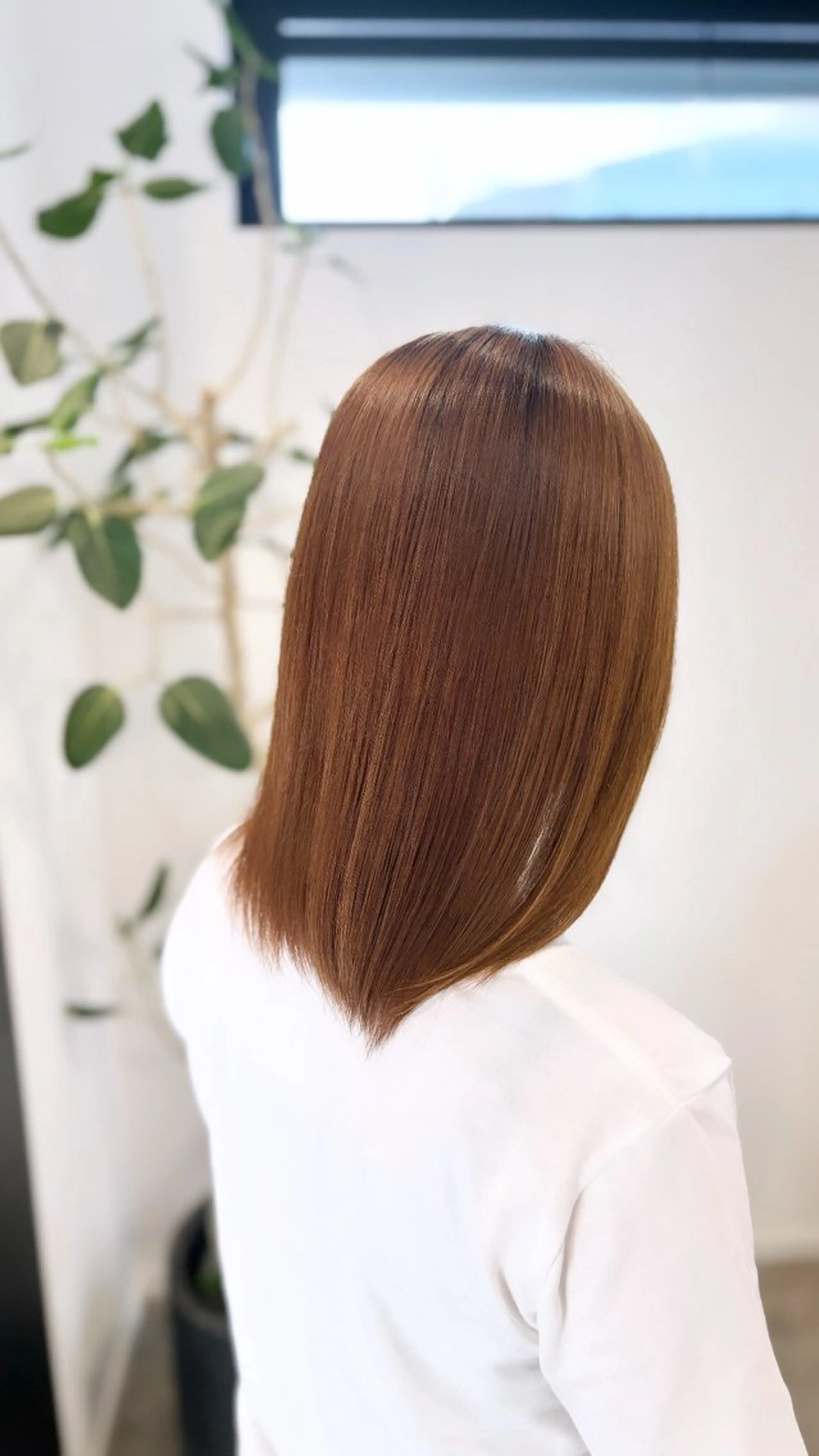 カラー 縮毛矯正 岸田 瑠美のヘアスタイル