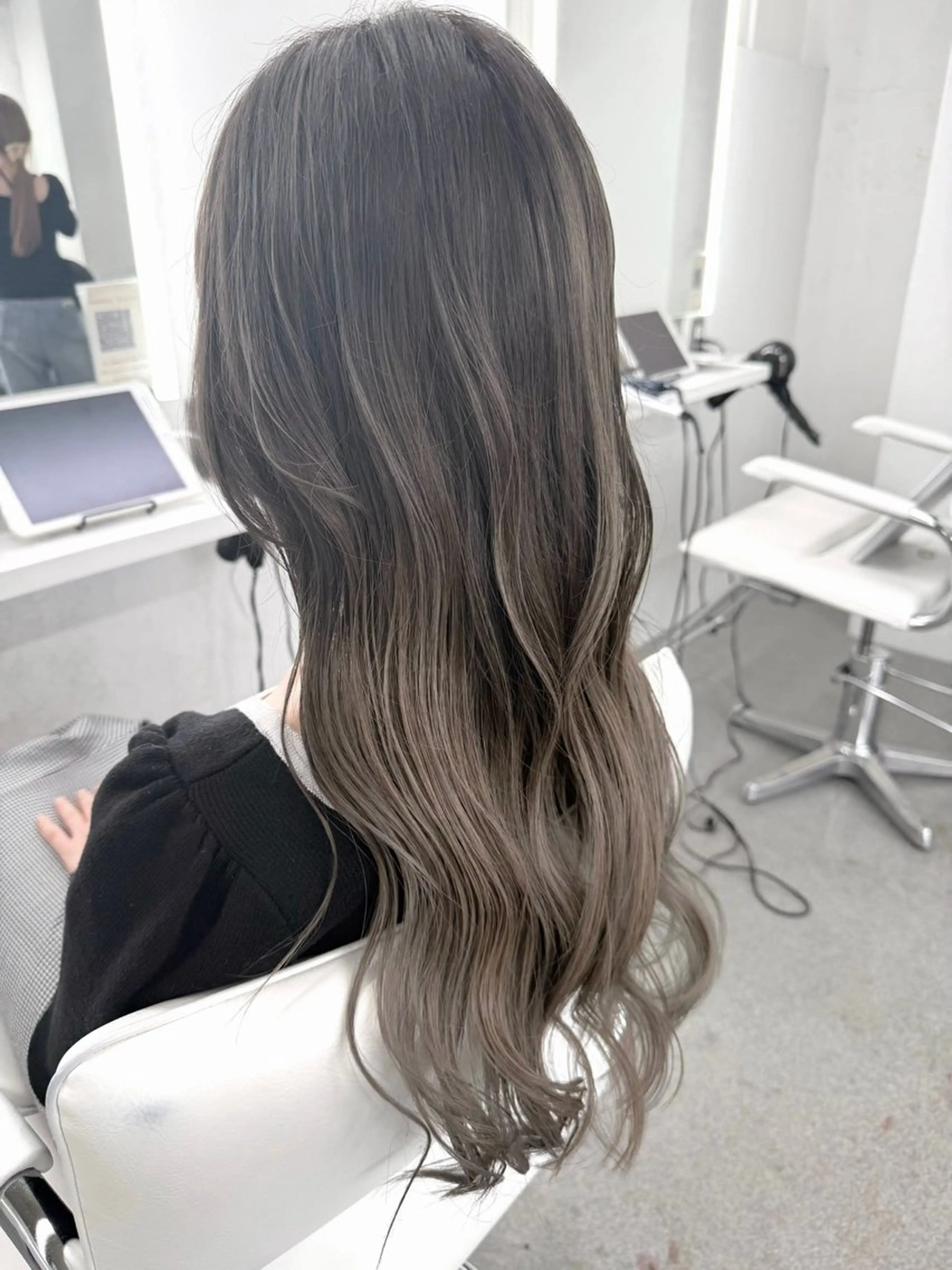 ロング IROWどうもん店/ コウタ/スタイリストのヘアスタイル