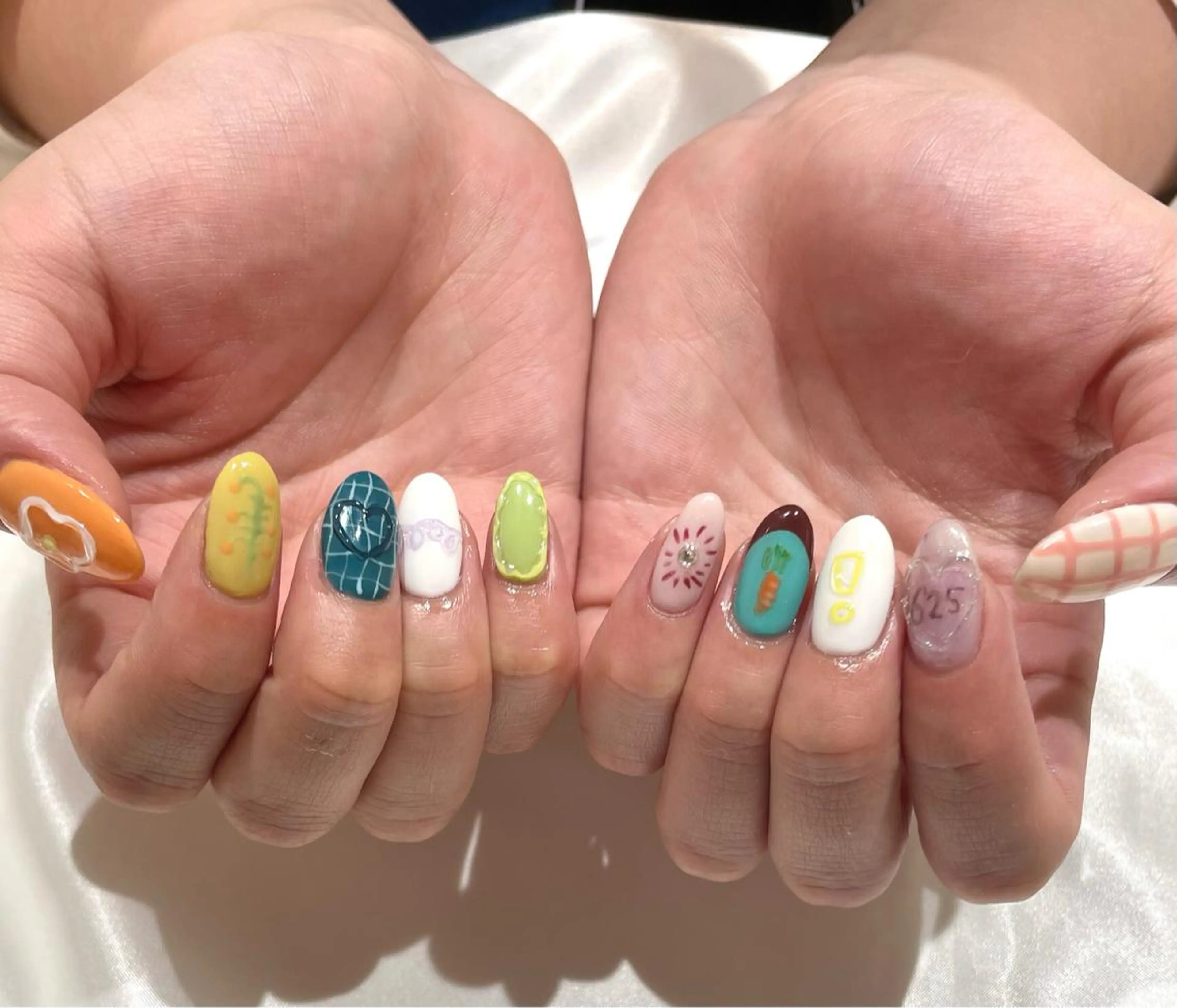 ネイル ハンドネイル 髙橋 優菜のネイルデザイン