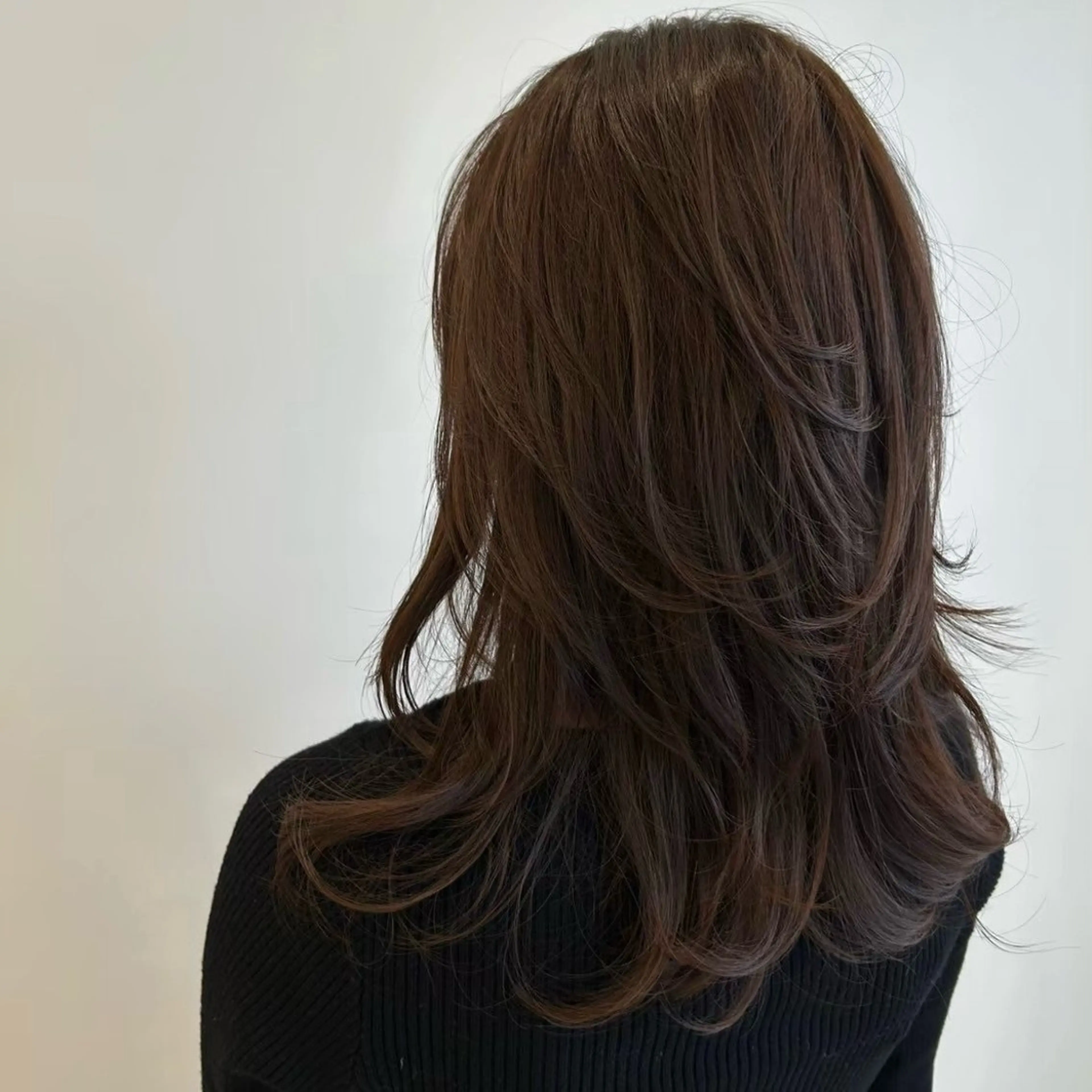 セミロング カラー 肥後 有紗のヘアスタイル