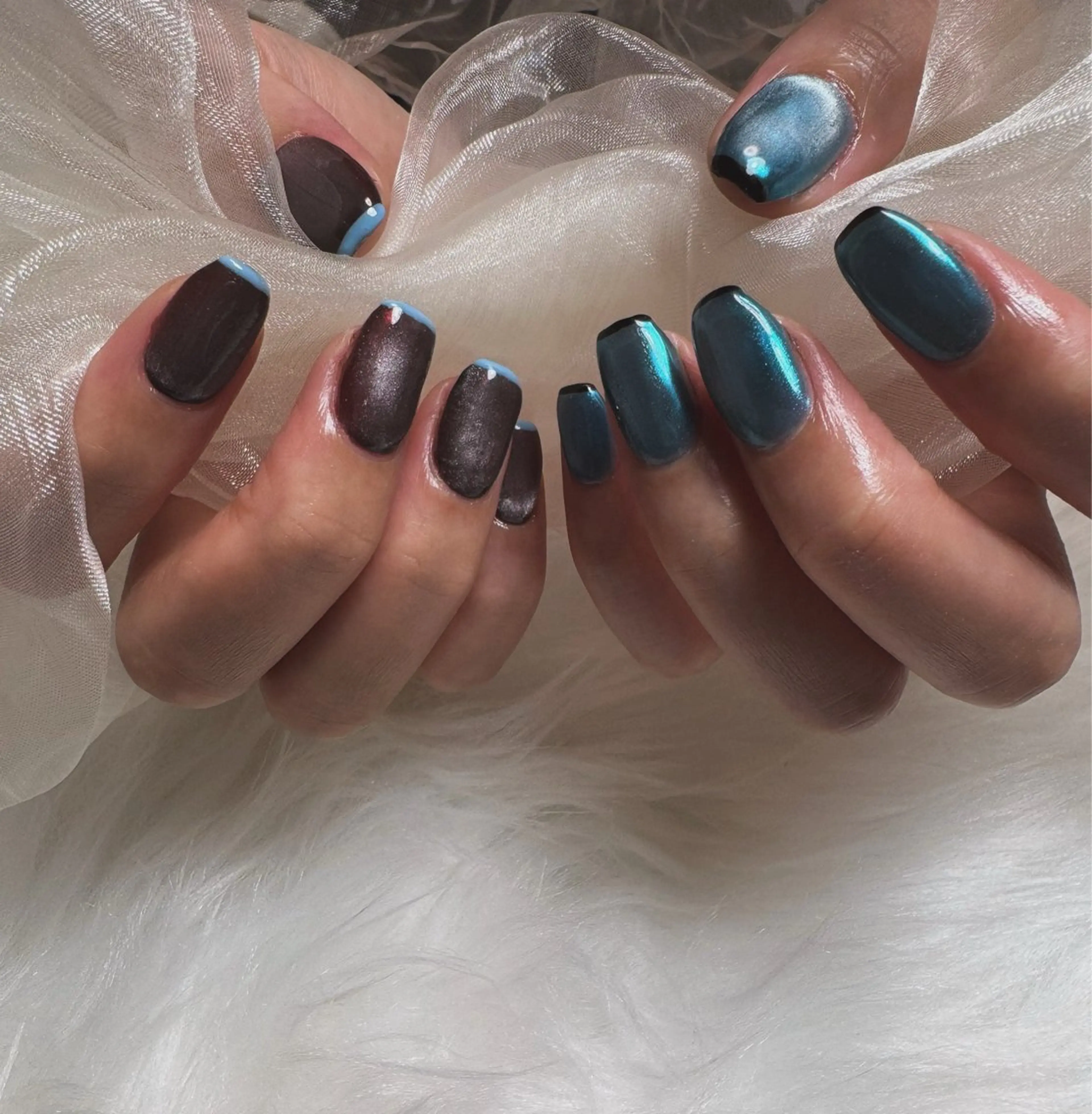 ネイル フレンチネイル マグネットネイル ミラーネイル ハンドネイル フットネイル Relier Airiのネイルデザイン