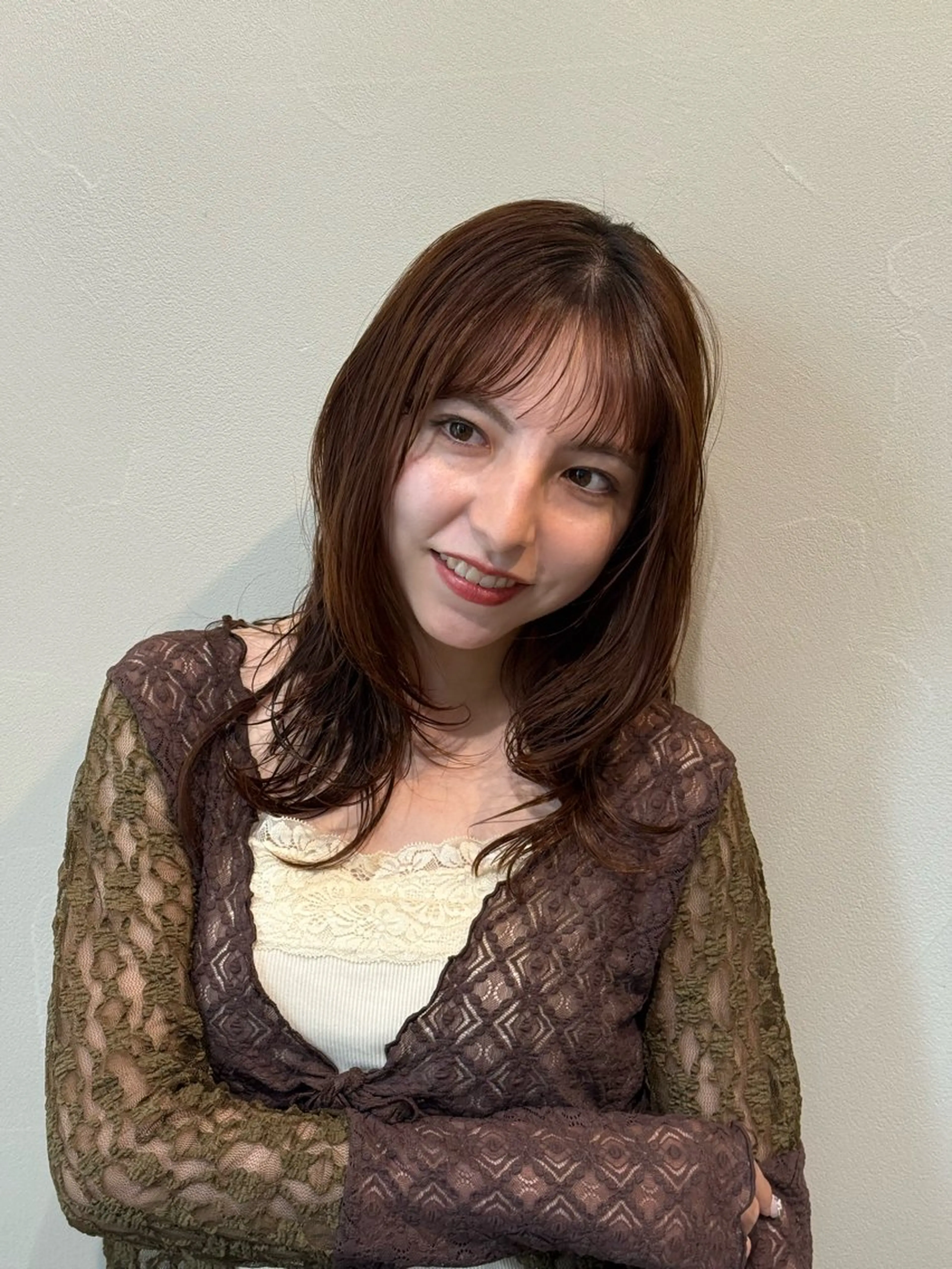 セミロング 一宮　　透明感カラー 髪質改善　ヘッドスパのヘアスタイル