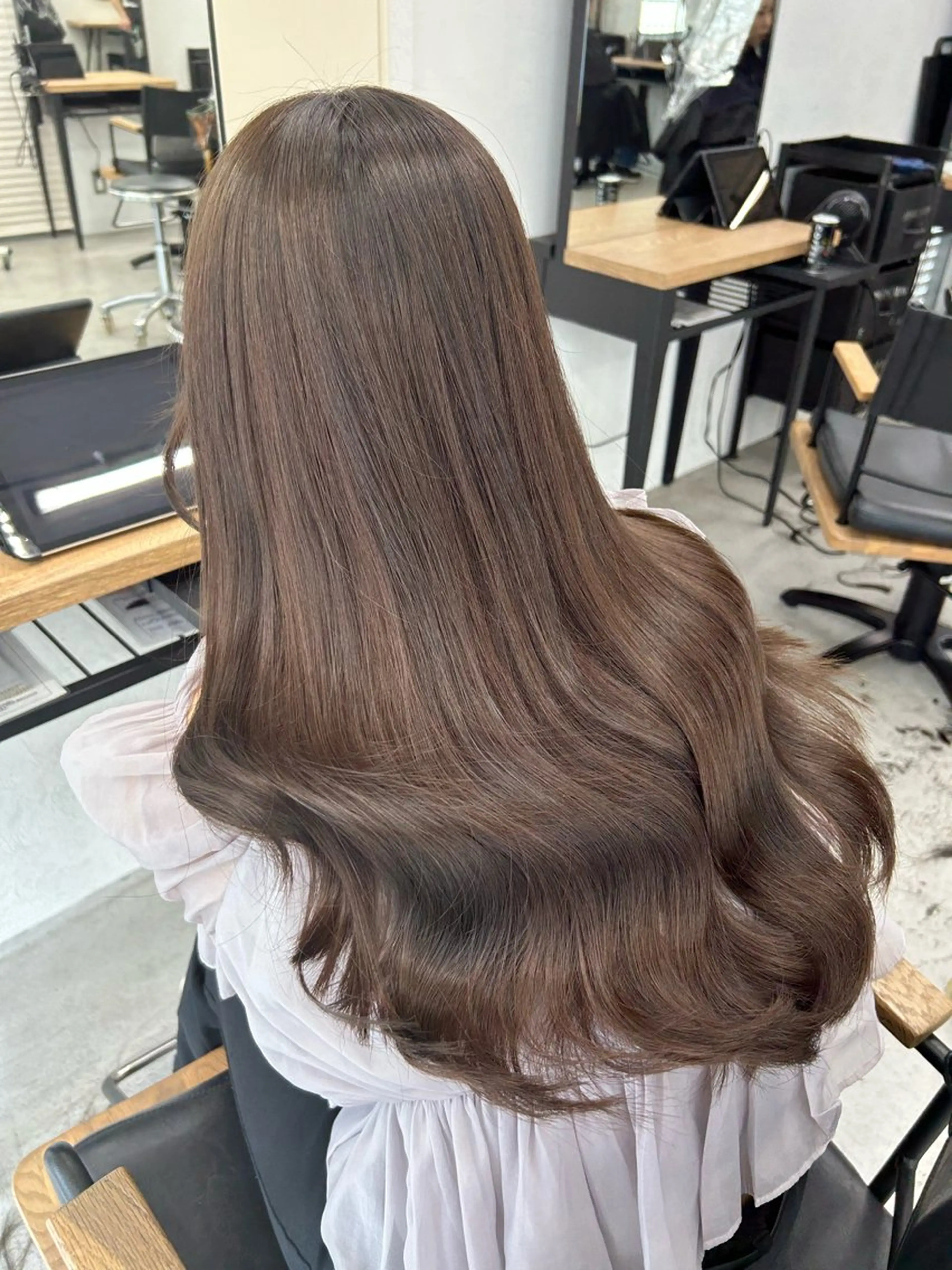 ロング カラー ブリーチ ダブルカラー ブリーチなしカラー トリートメント RYOSUKE ハイトーンのヘアスタイル