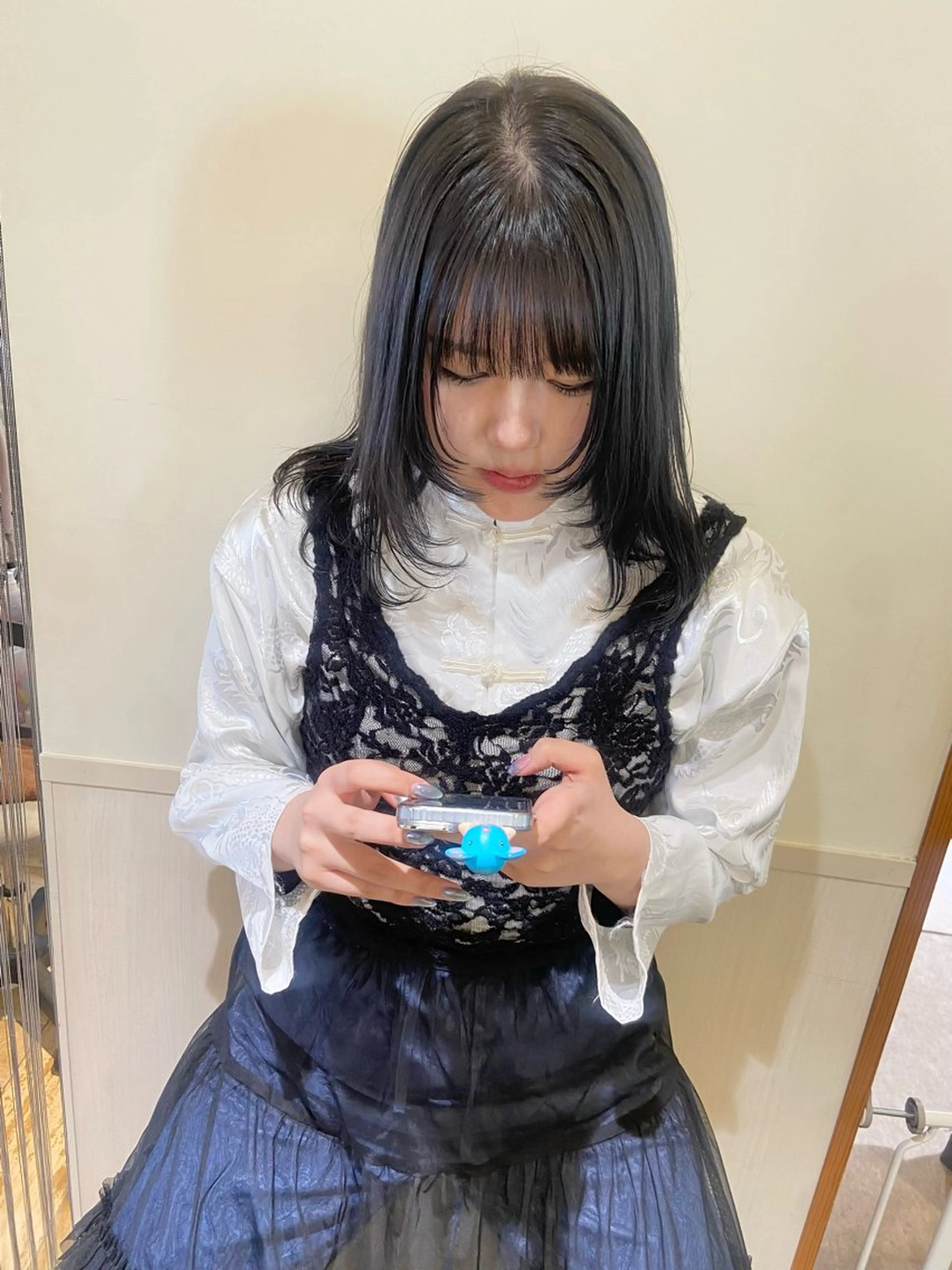 ミディアム カラー カット ヘアカラー トリートメント 🐺ウルフ/レイヤー 似合わせ‎🤍沙羅のヘアスタイル