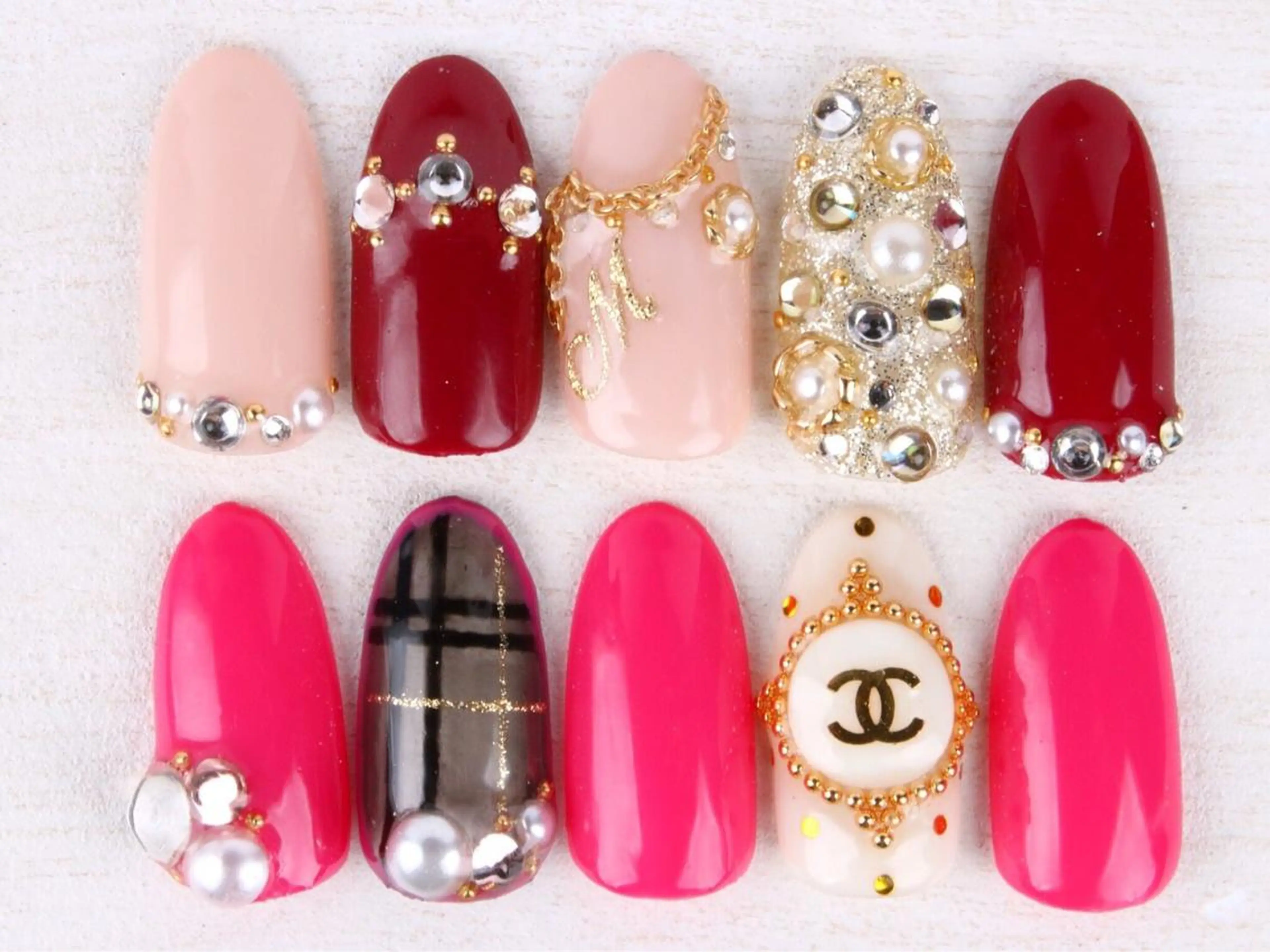 ネイル キラキラネイル Nail's   LuluLima所属・Nail's LuluLimaのネイルデザイン