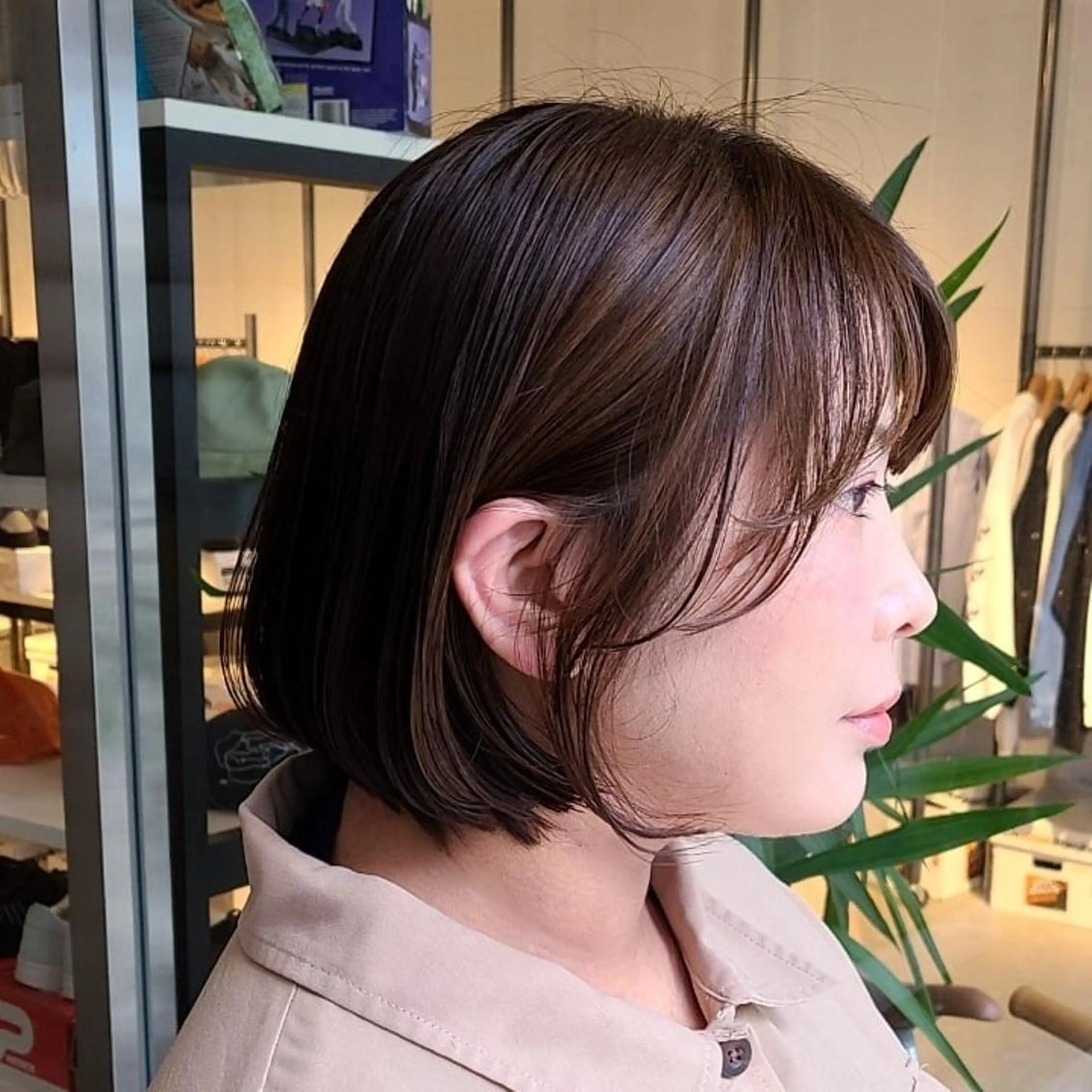 ショート ボブ 顔周りカット 西田 理沙のヘアスタイル
