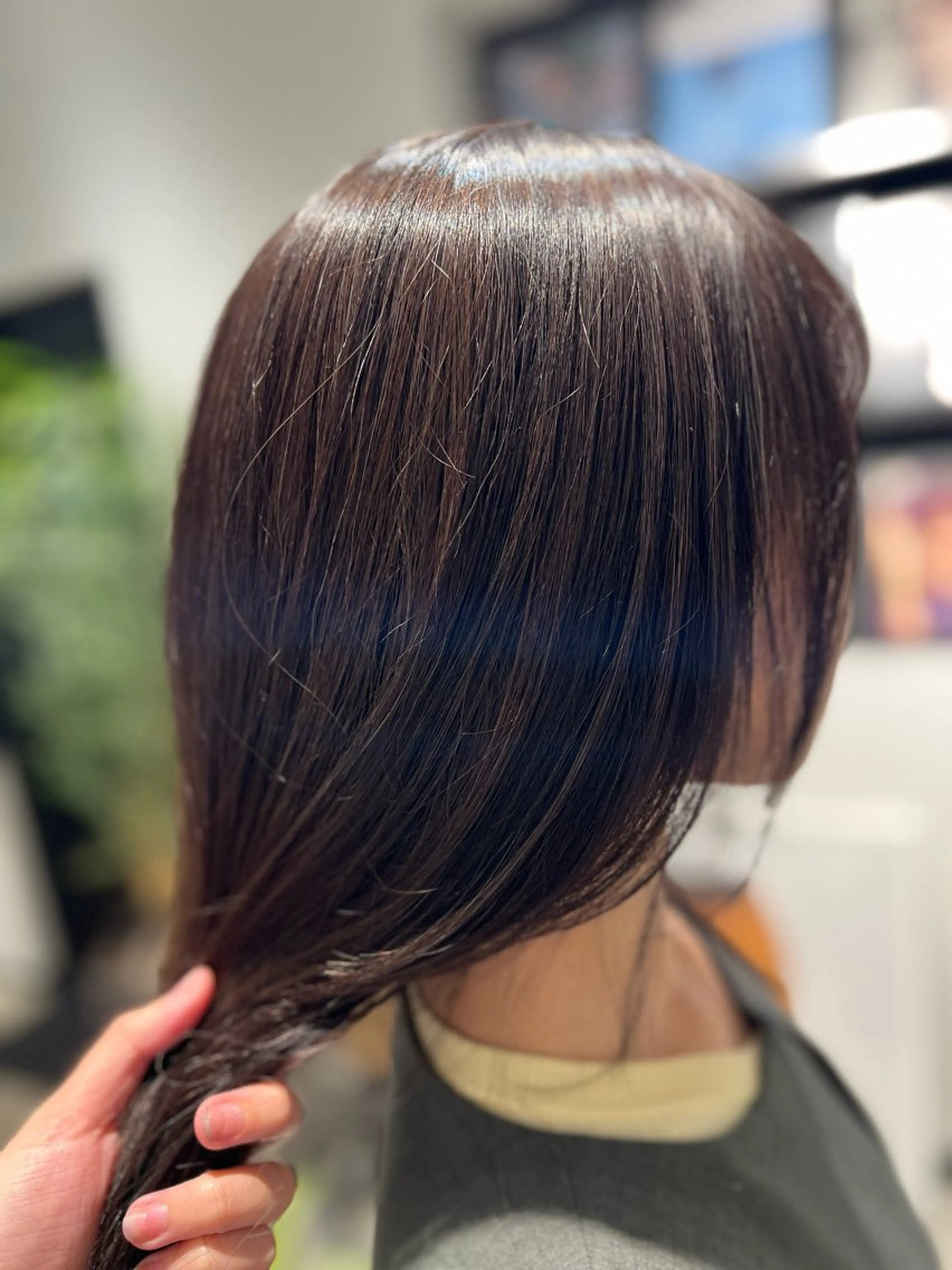 ミディアム カラー 透明感カラー カット ヘアカラー トリートメント kuwabara yuunaのヘアスタイル