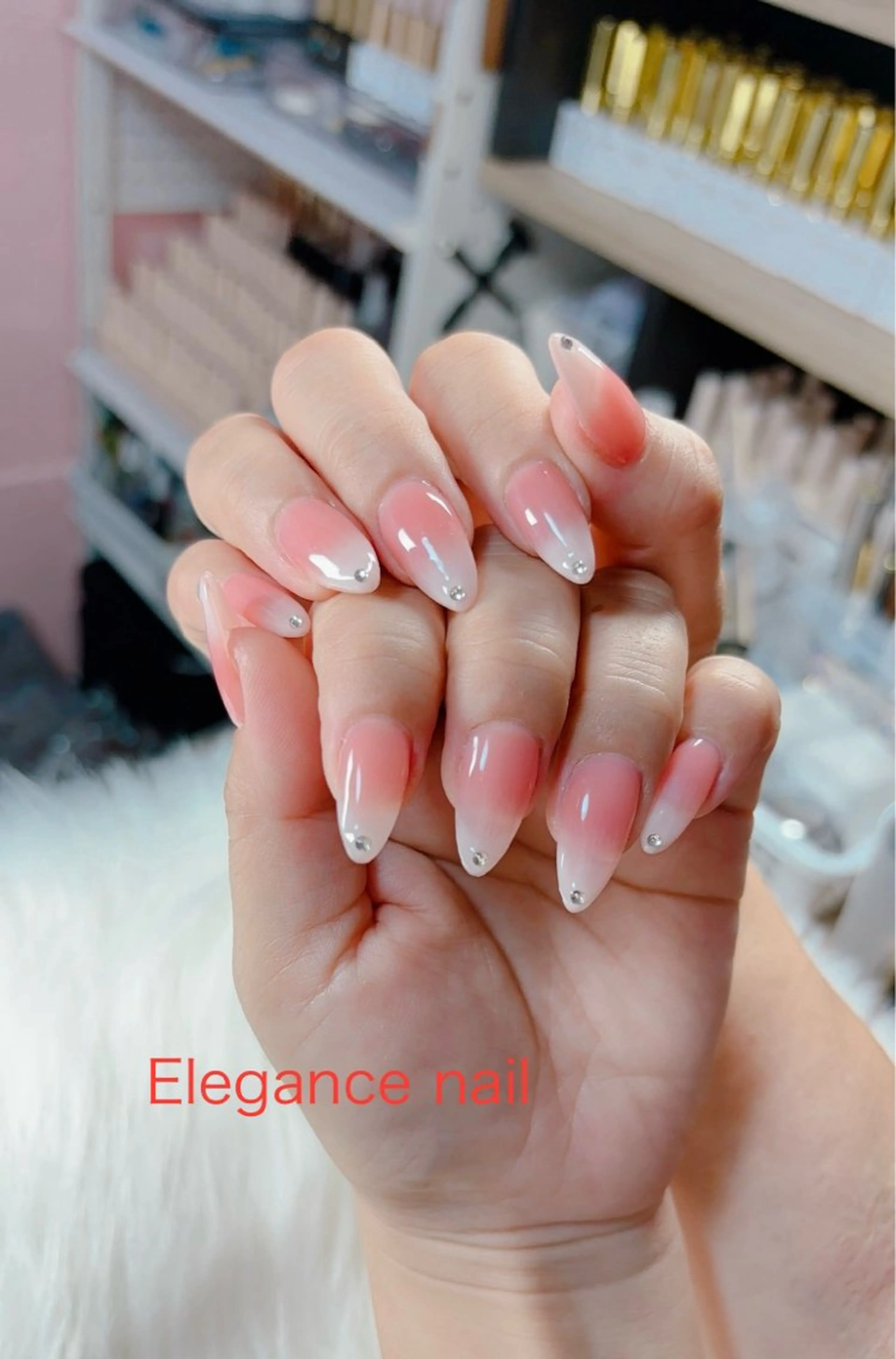 ネイル ハンドネイル Elegance Nail本厚木店舗のネイルデザイン