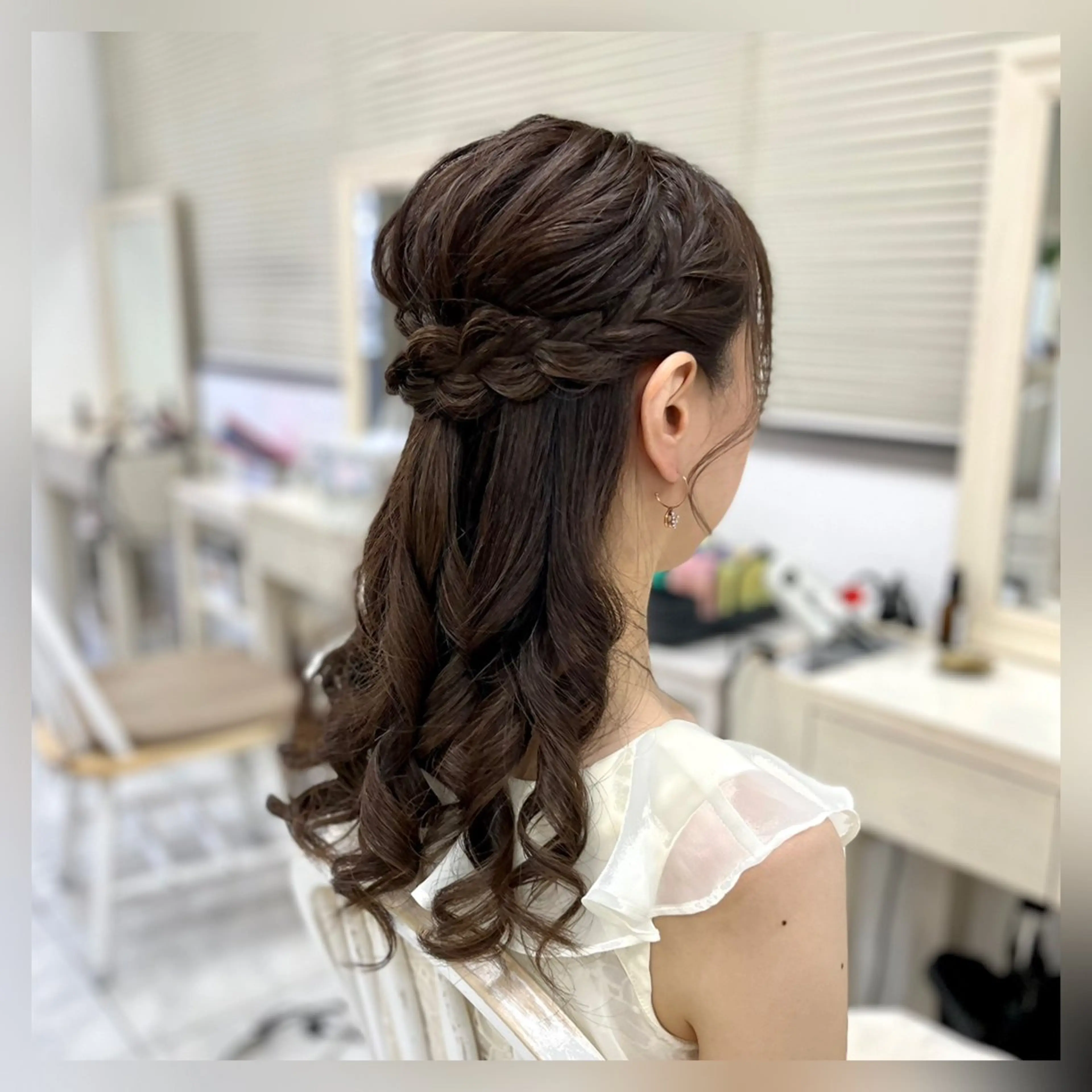 ヘアアレンジ ハーフアップ 似合わせヘアメイク 💐オダギリチアキのヘアスタイル