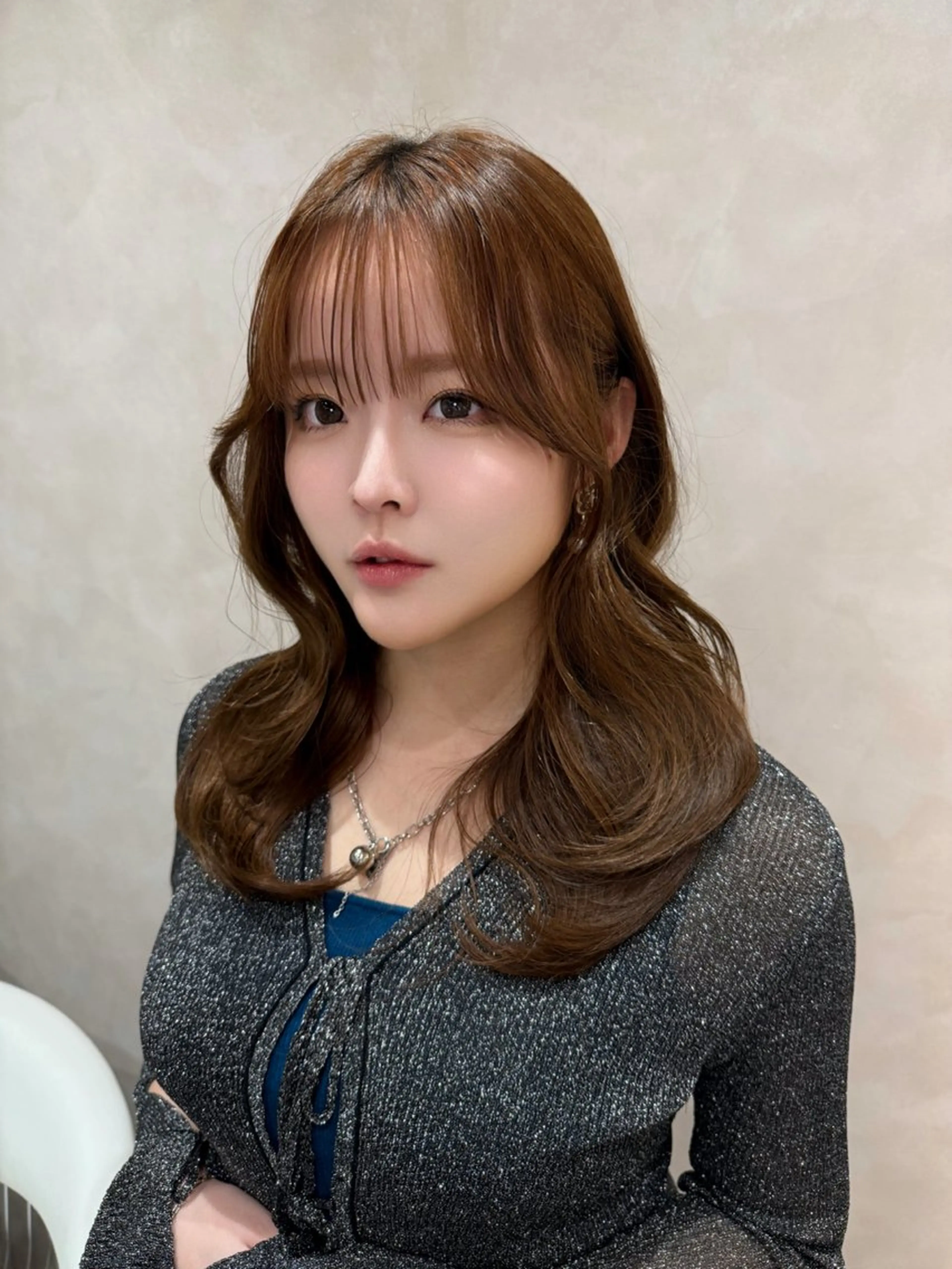 業界初❗️ノーダメージ❗️オイルグロスカラー❣️イノアカラー❣️+韓国風レイヤーカット✂️の写真