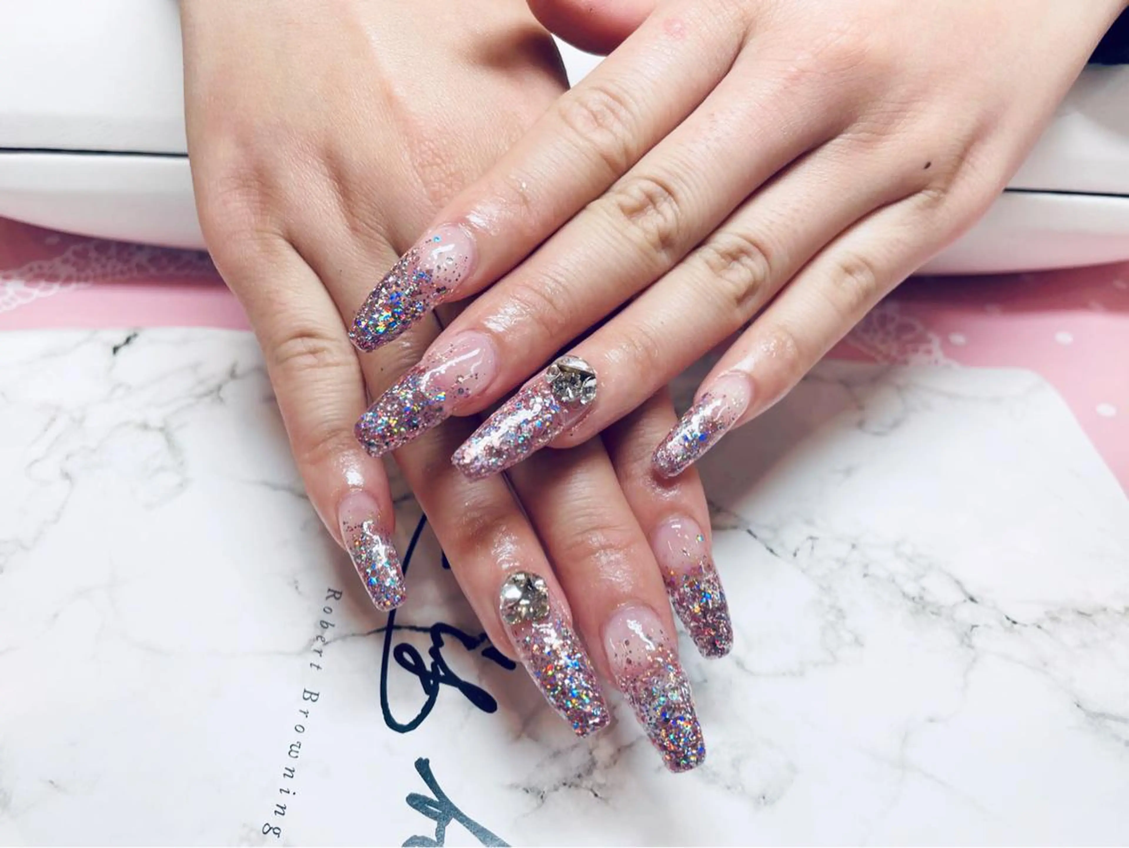 ネイル Ui_Amor (パラジェル)のネイルデザイン