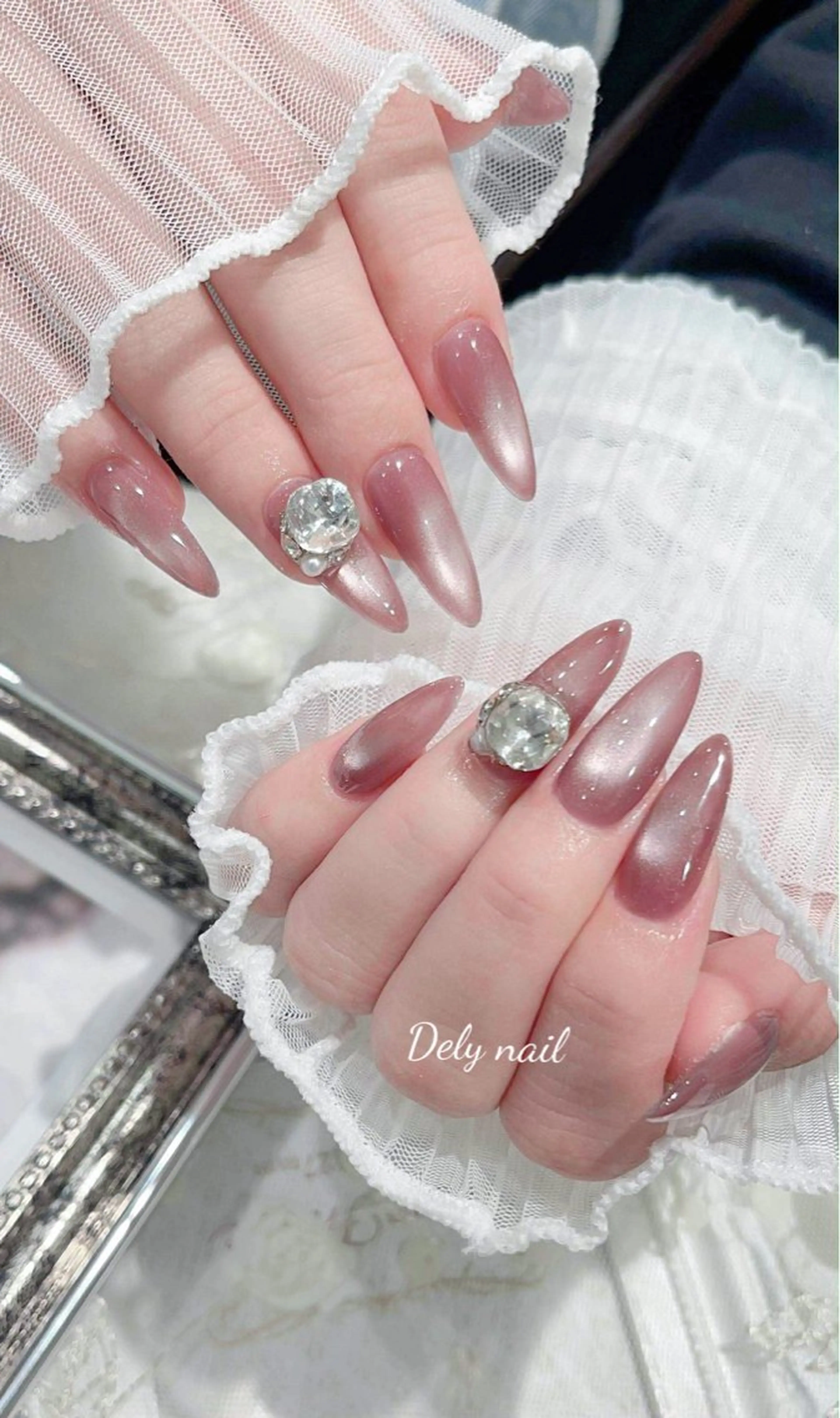 ネイル アートネイル フレンチネイル ジェルネイル ガーリー 韓国ネイル ハンドネイル Dely Nailのネイルデザイン