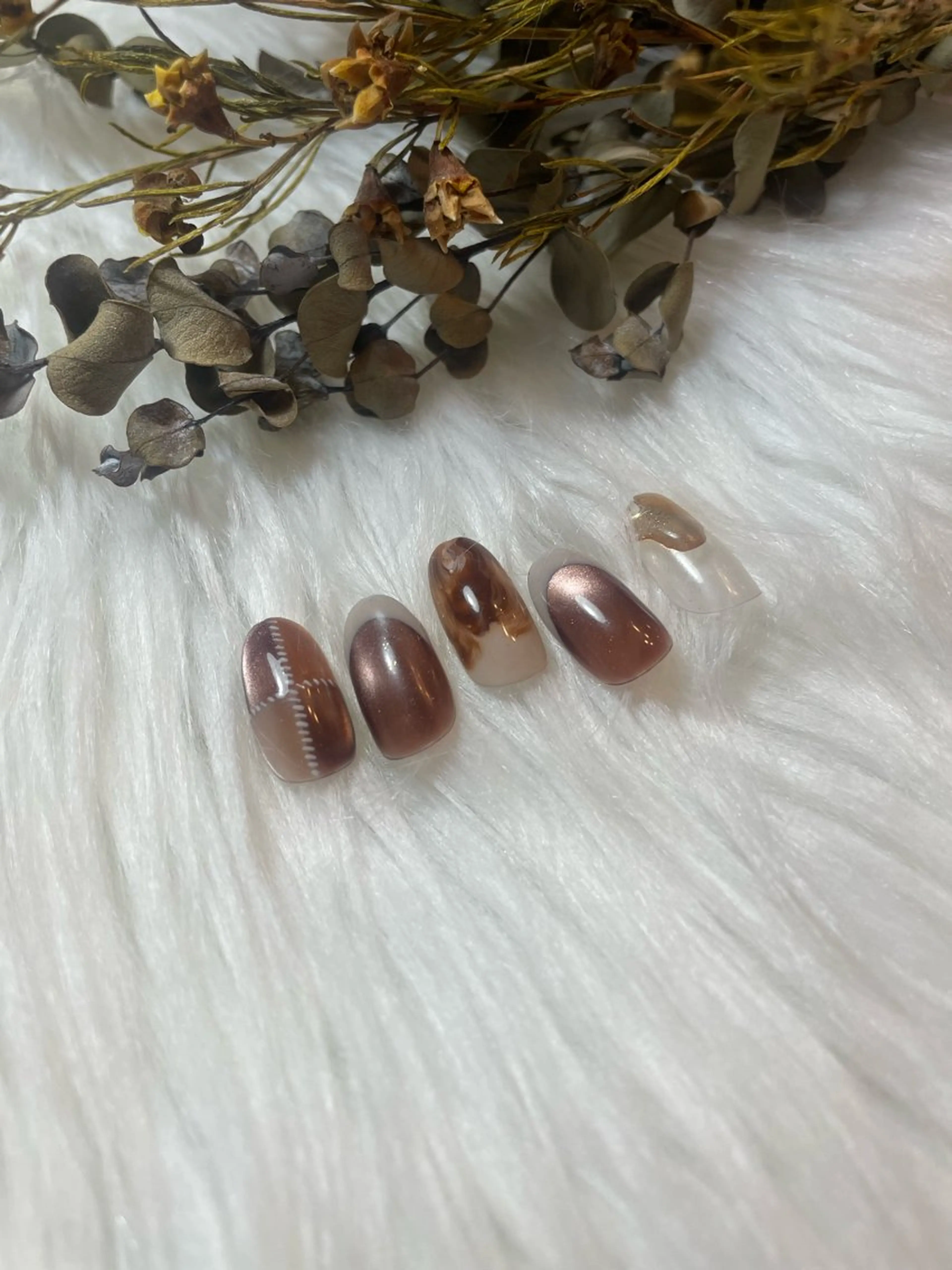 ネイル ブルー フレンチネイル キラキラネイル 韓国ネイル マグネットネイル ハンドネイル timtam --sakiのネイルデザイン