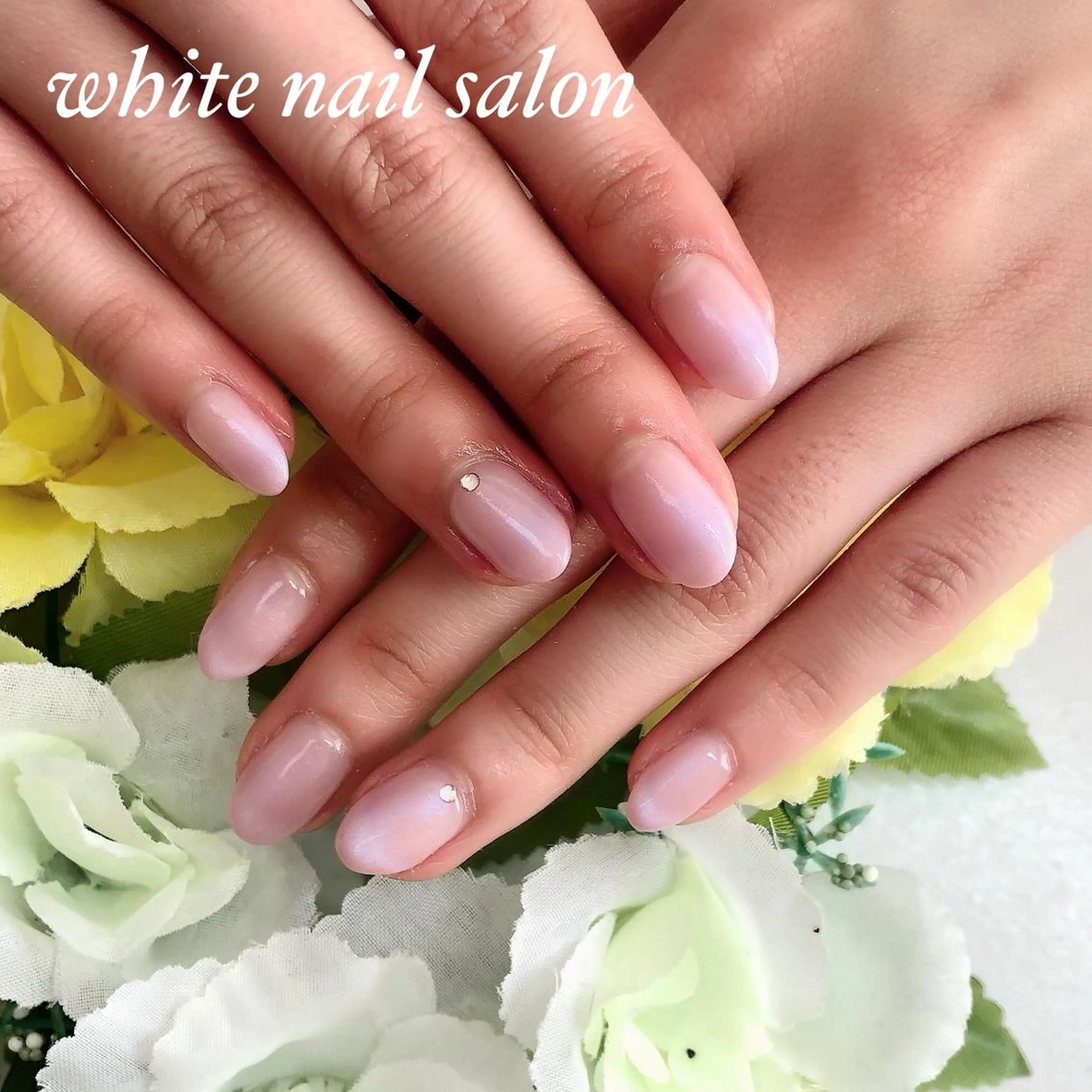 ネイル アートネイル フットネイル ジェルネイル ハードジェル 持ち込み white nail salonのネイルデザイン