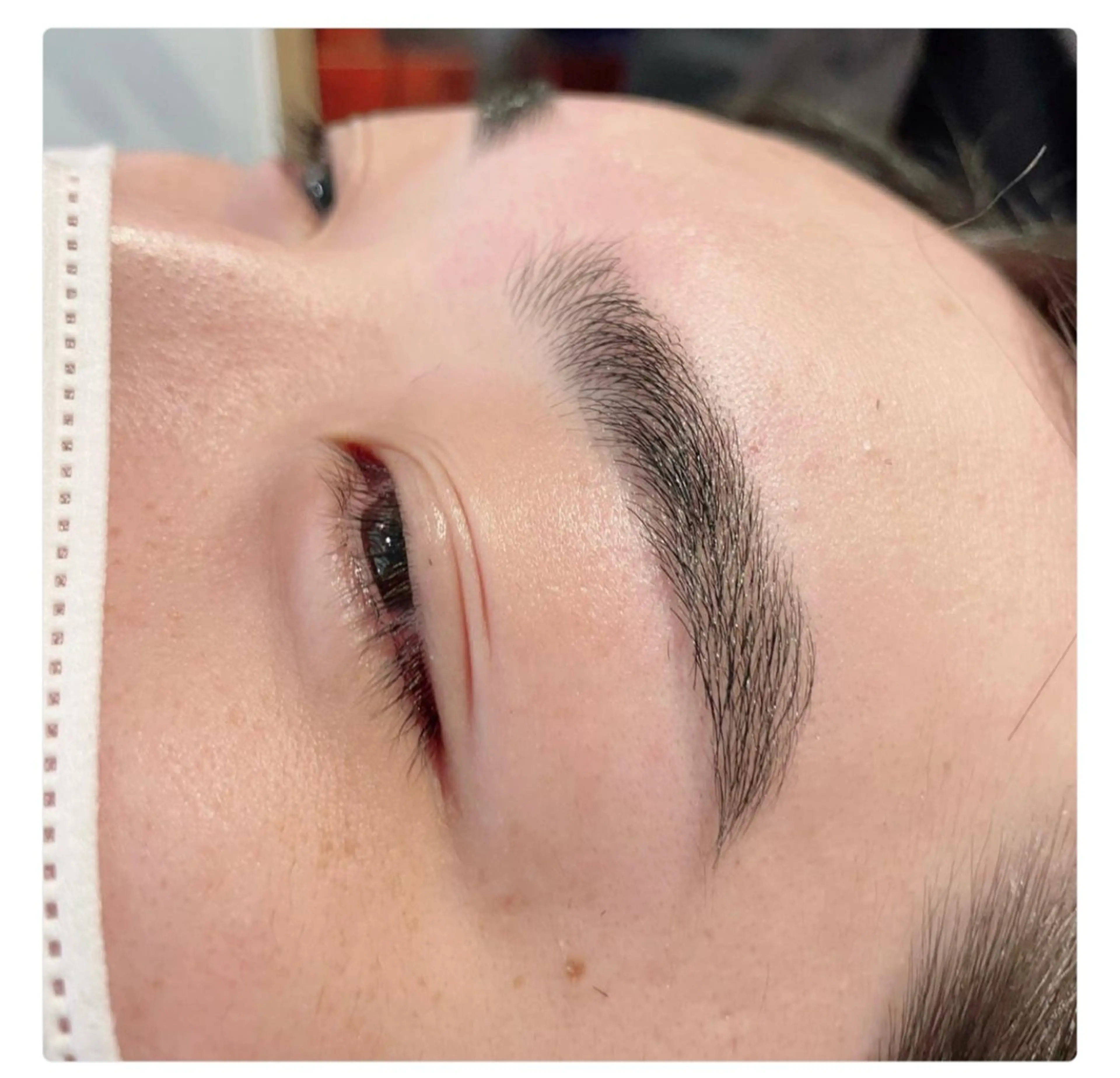 アイブロウ 村松 悠斗のヘアスタイル