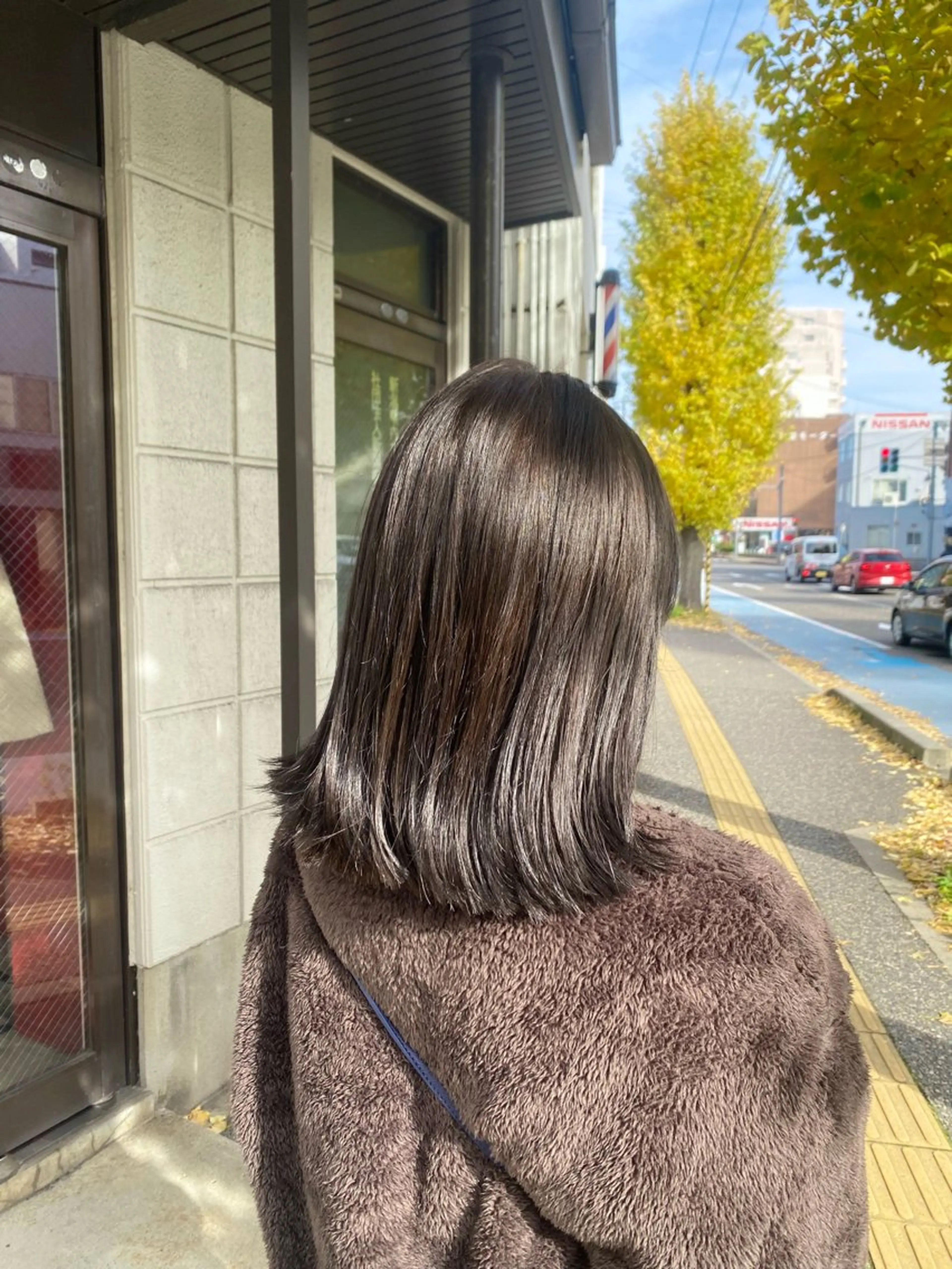 ミディアム トリートメント カット ヘアカラー トリートメント ORe'S HAIR BE GLaDユウナのヘアスタイル