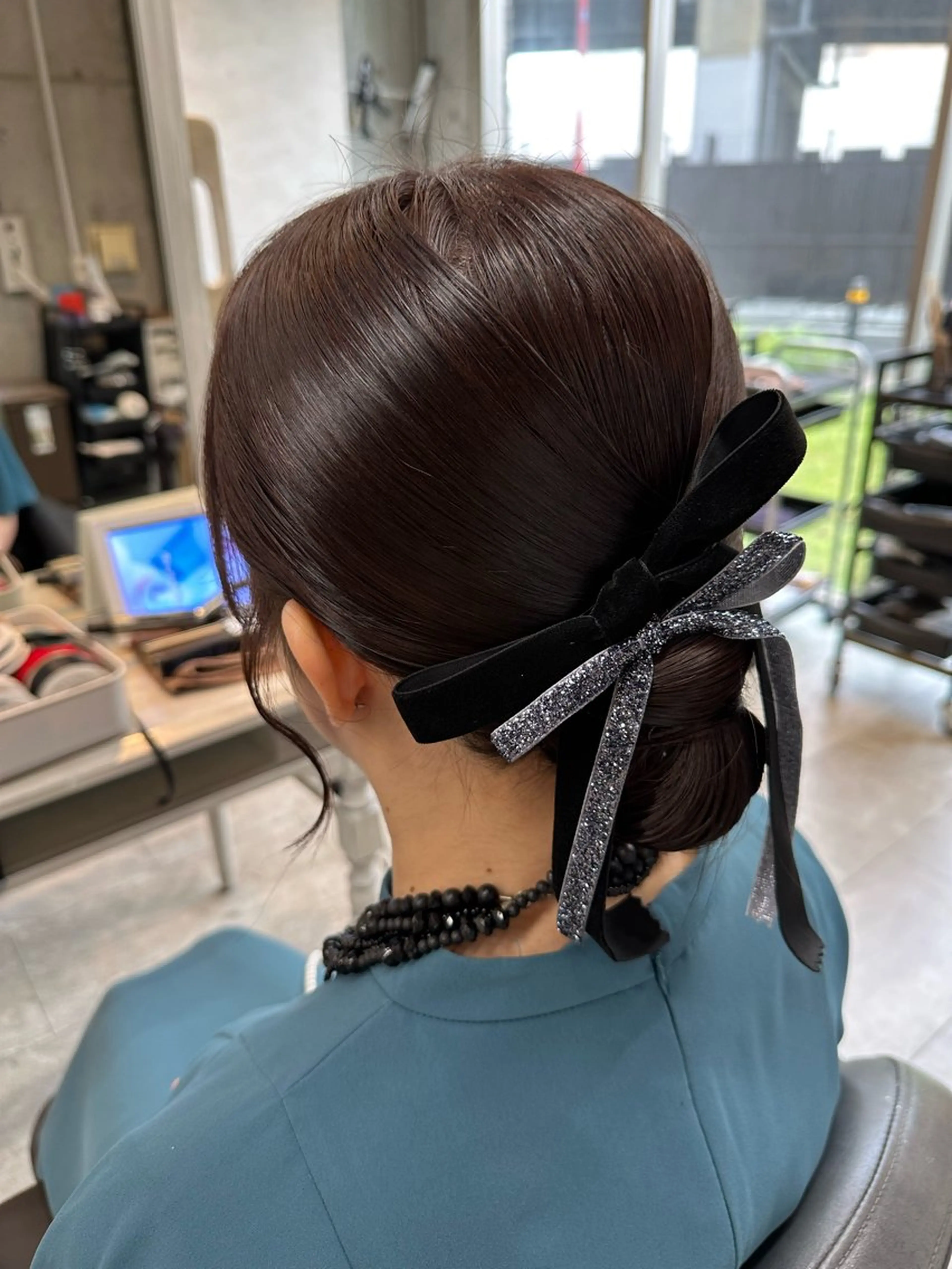 セミロング ヘアアレンジ 女性に人気♪ はやしほのかのヘアスタイル