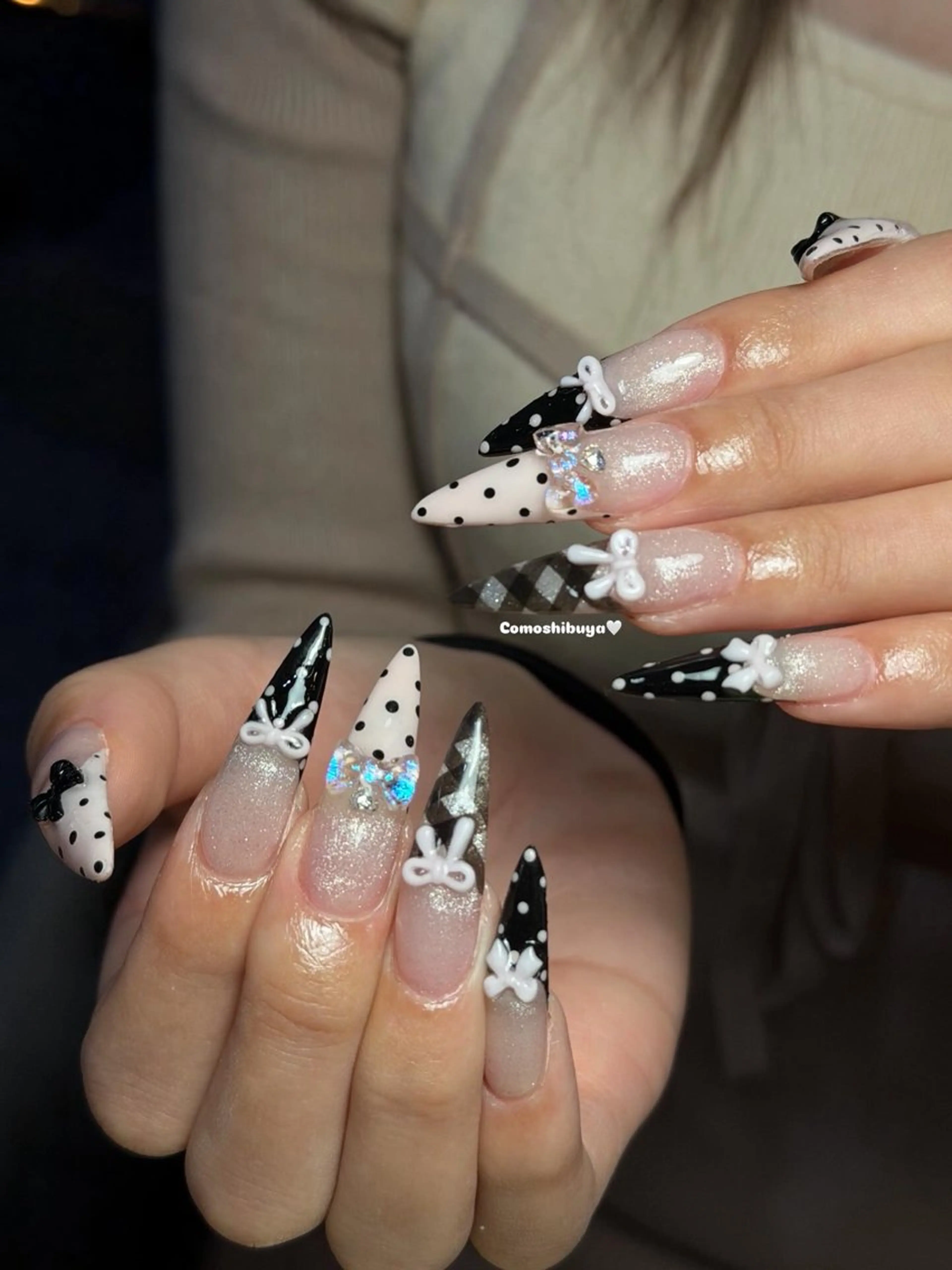 ネイル 韓国ネイル シンプルネイル ワンホンネイル ハンドネイル CoMo Nailのネイルデザイン