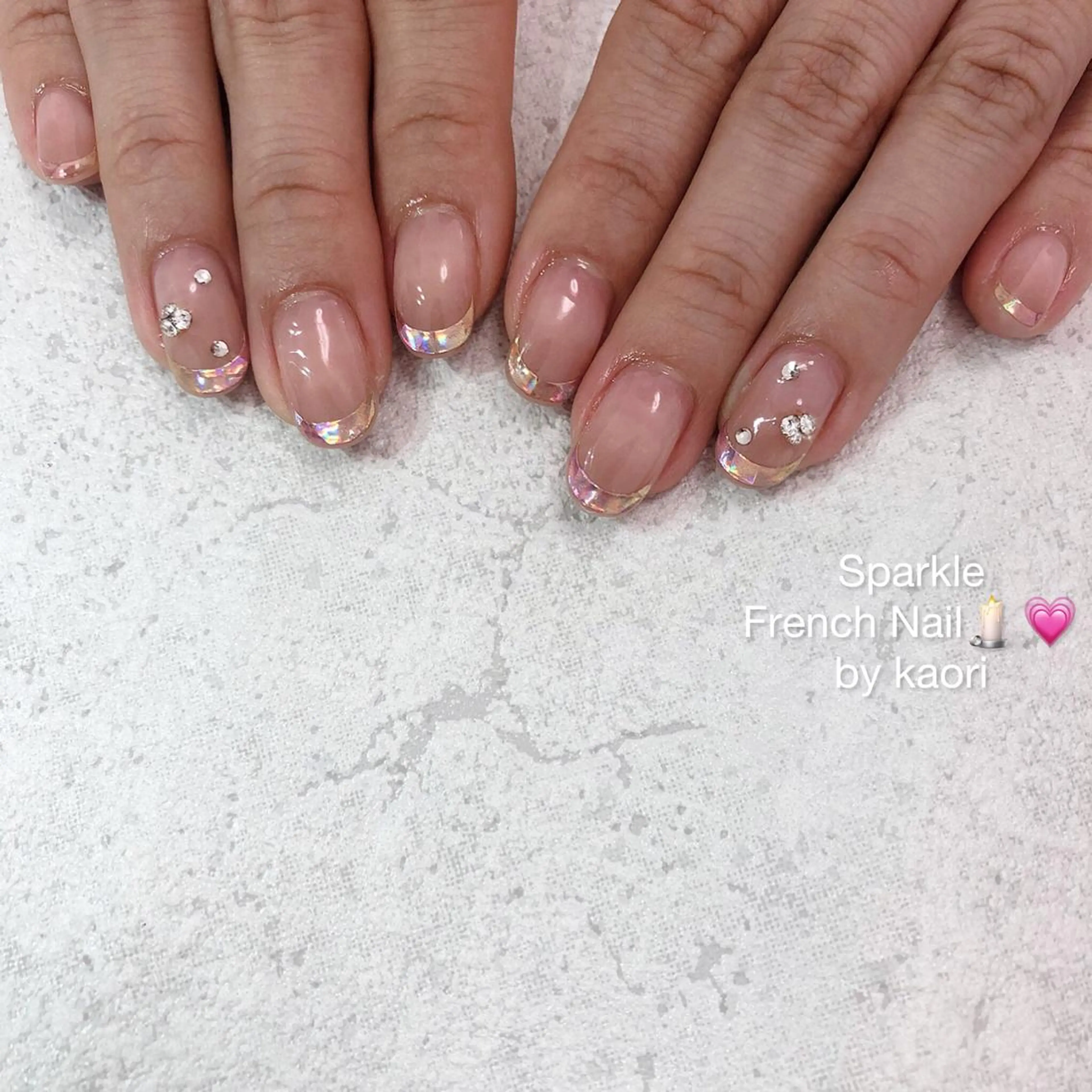 ネイル オーロラネイル チークネイル フレンチネイル グラデーション キラキラネイル ハンドネイル _Defi_ by Kaoriのネイルデザイン