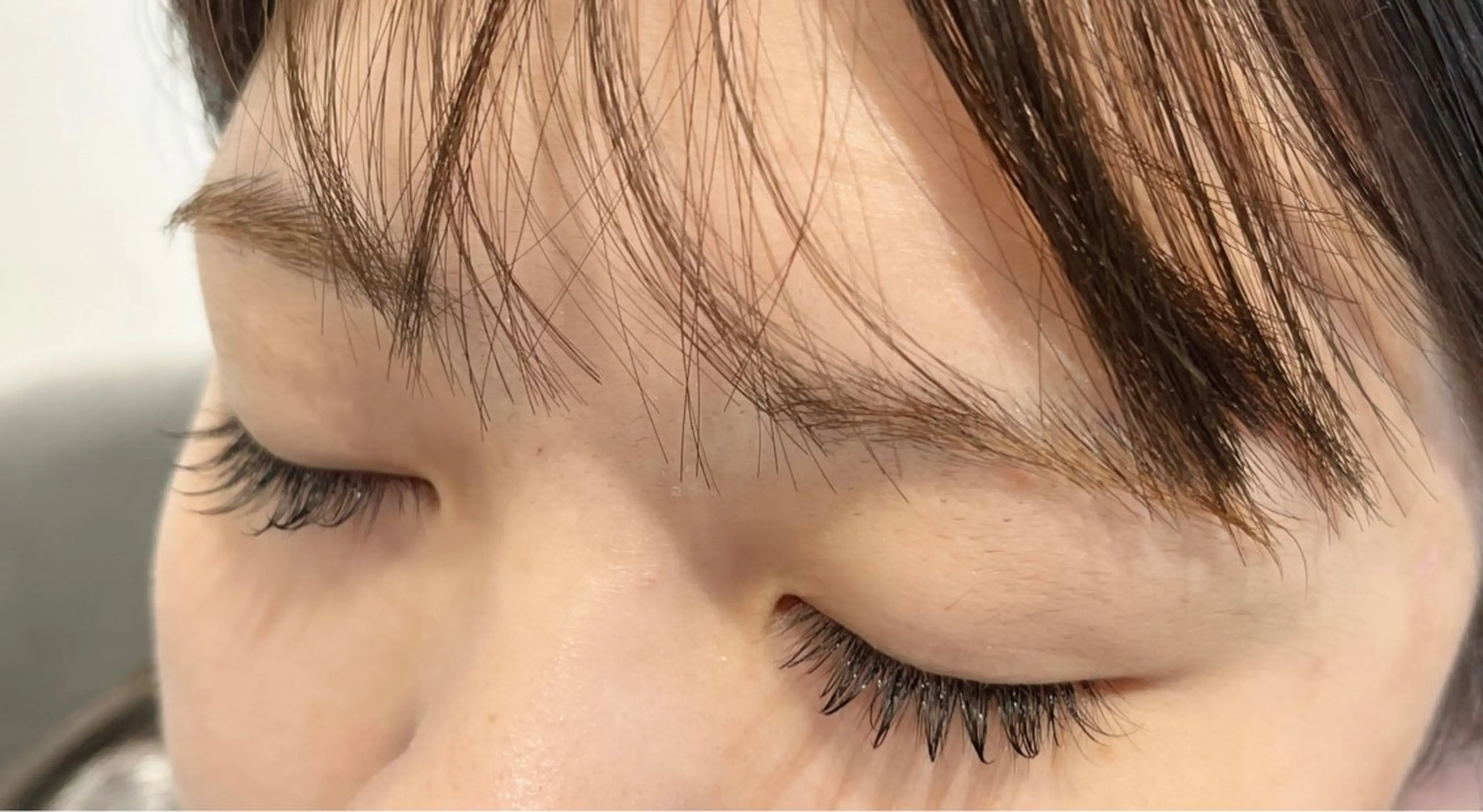 マツエク・マツパ 束感まつ毛 DIANE  NA tomoの眉毛・アイブロウイメージ