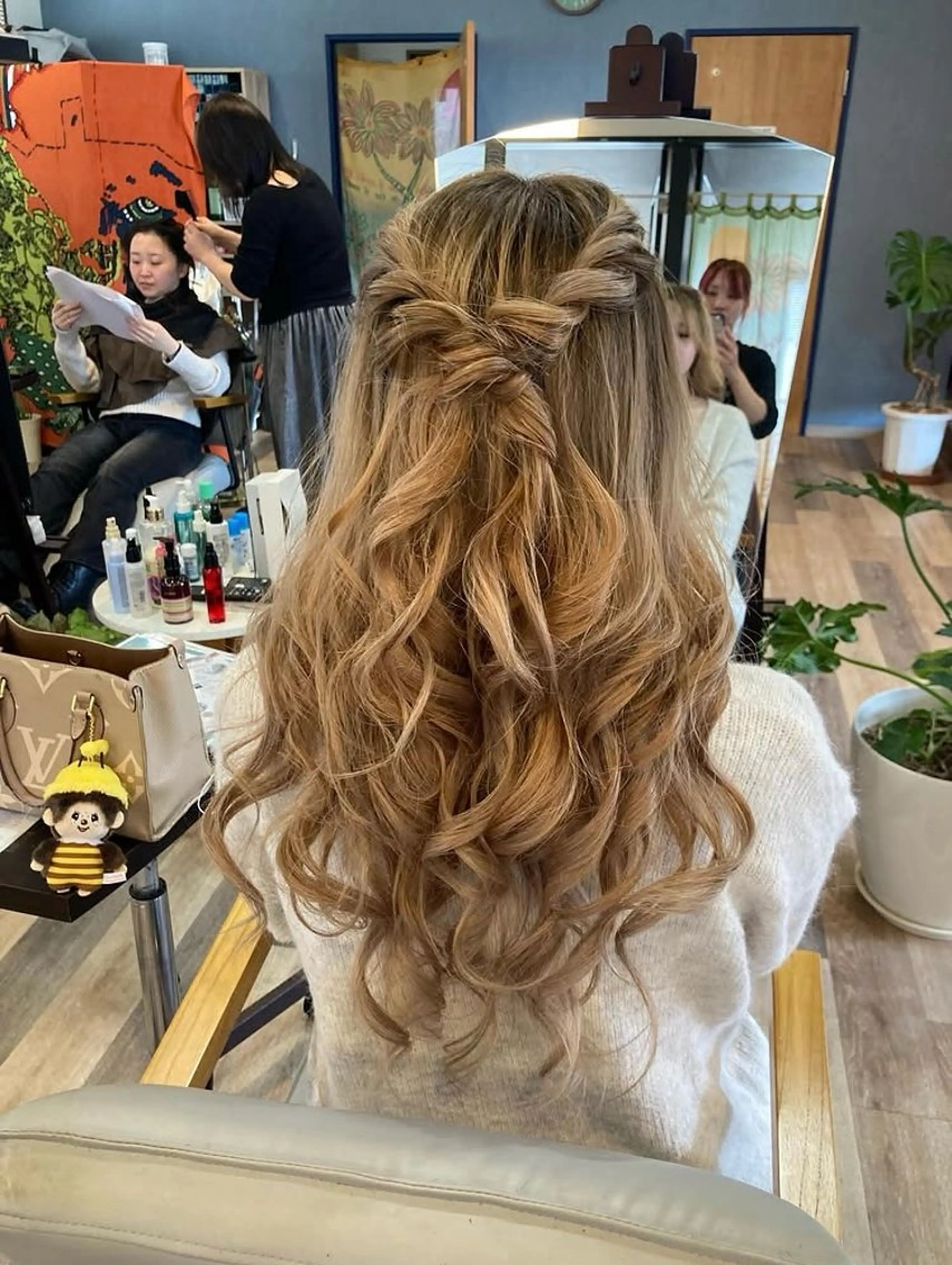 ロング ヘアセット 中野 紹江のマツエク・マツパデザイン