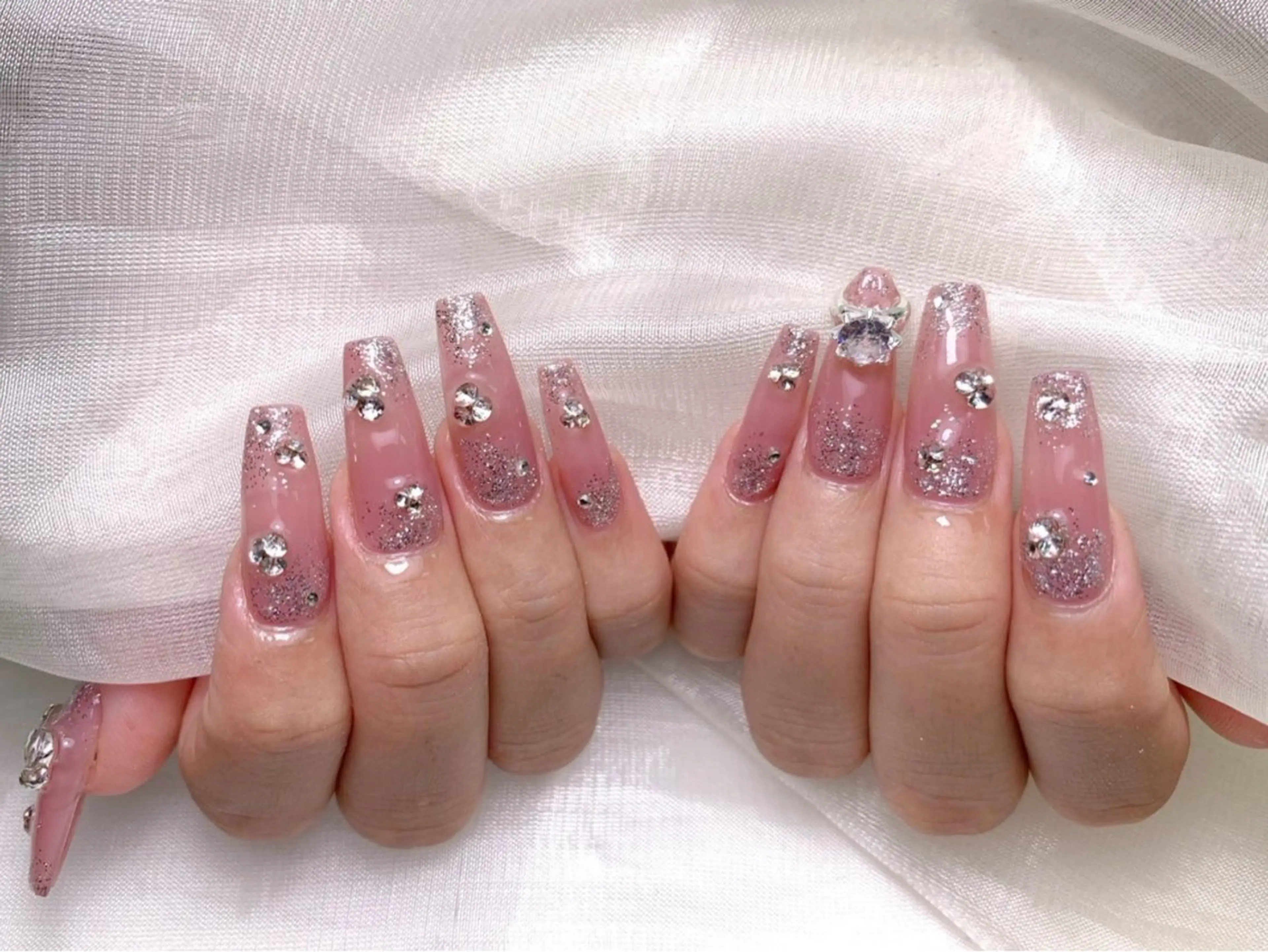 ネイル lucky nail 歌舞伎町のネイルデザイン