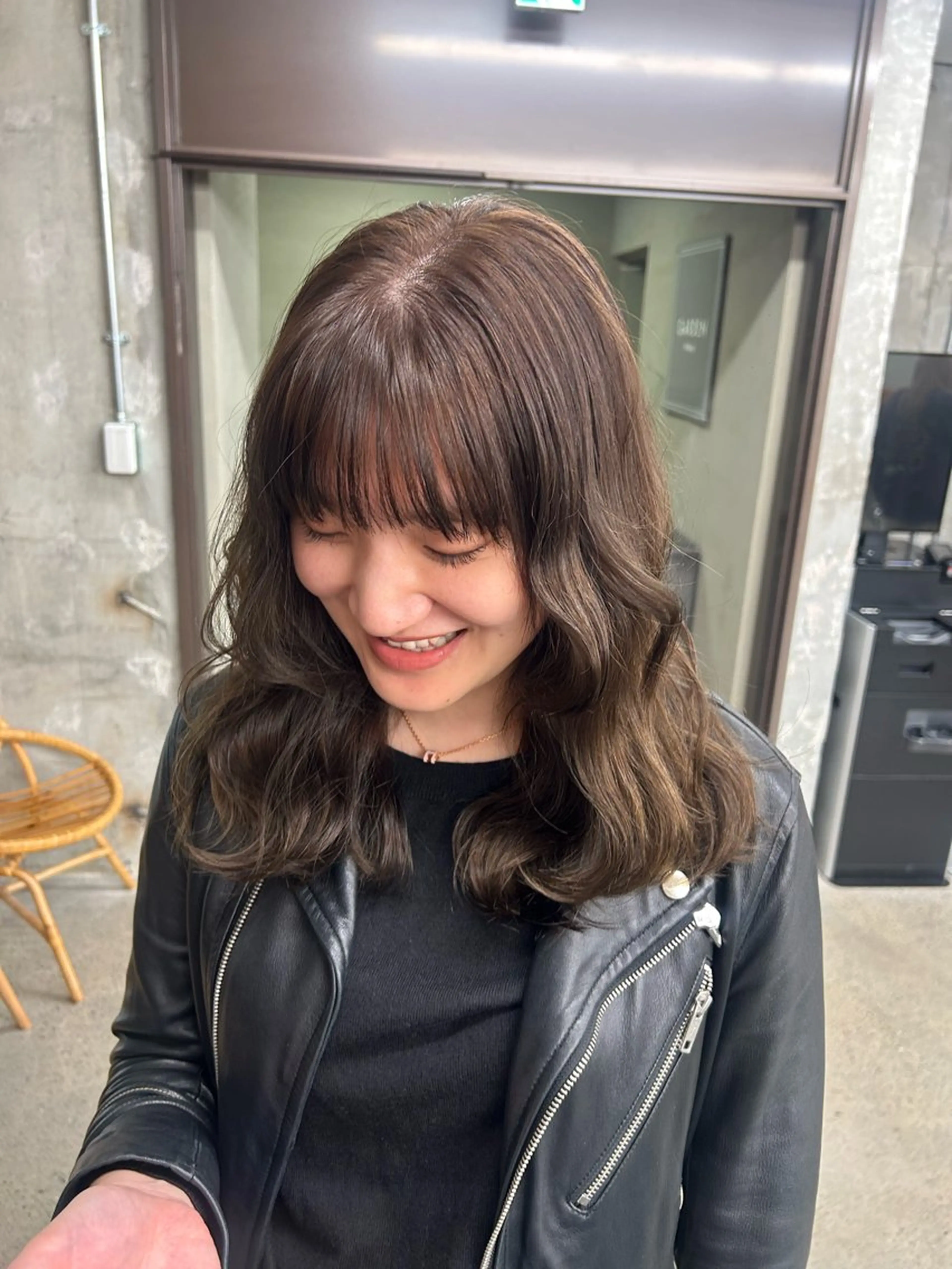 ミディアム カラー ベージュカラー オリーブベージュ ヘアカラー ベージュ/透明感/ レイヤー/あやか💕のヘアスタイル