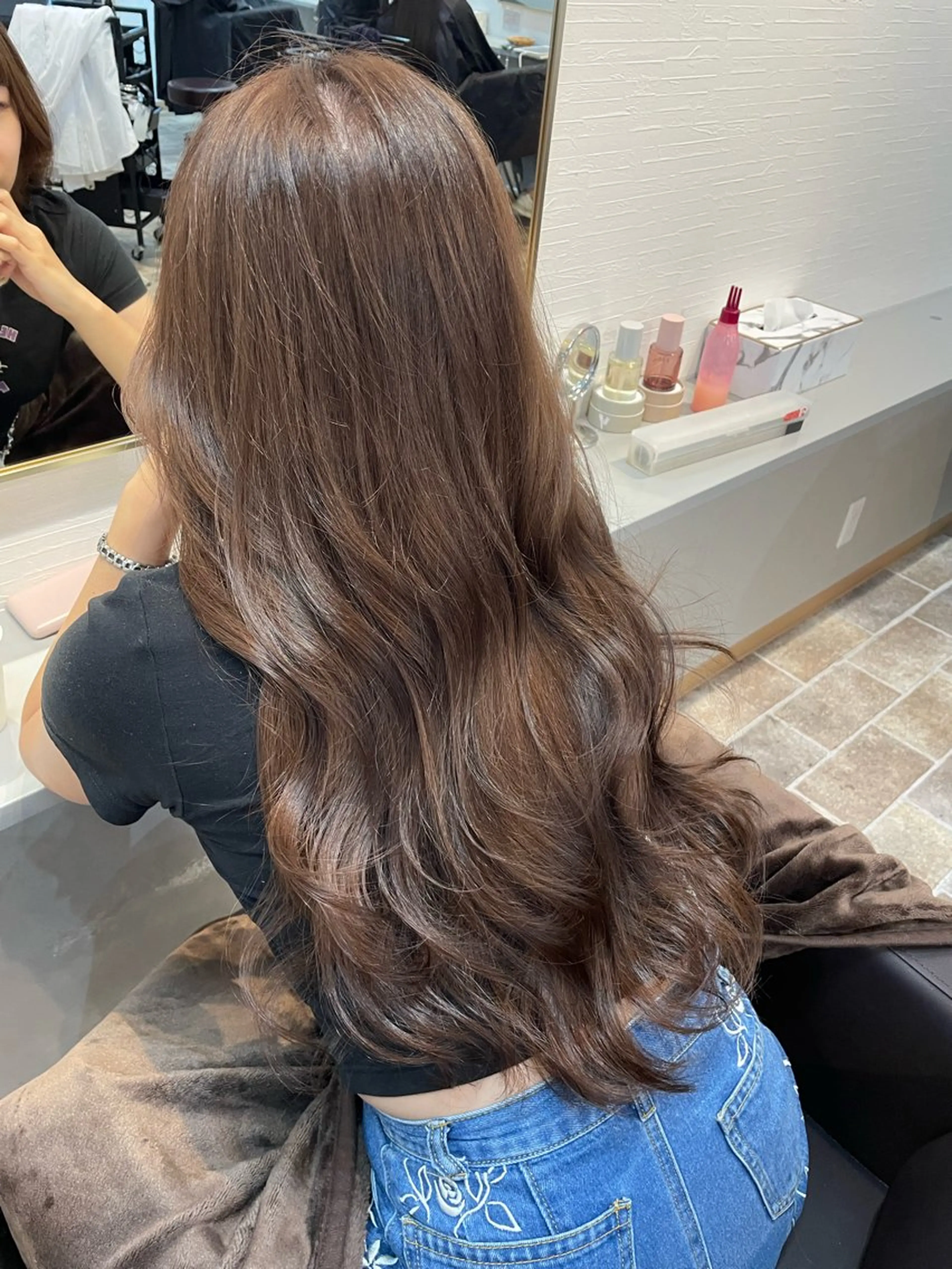 ロング カラー ブラウンカラー 透明感カラー ナチュラルブラウン ヘアカラー YUI/ ブリーチカラー🌷のヘアスタイル