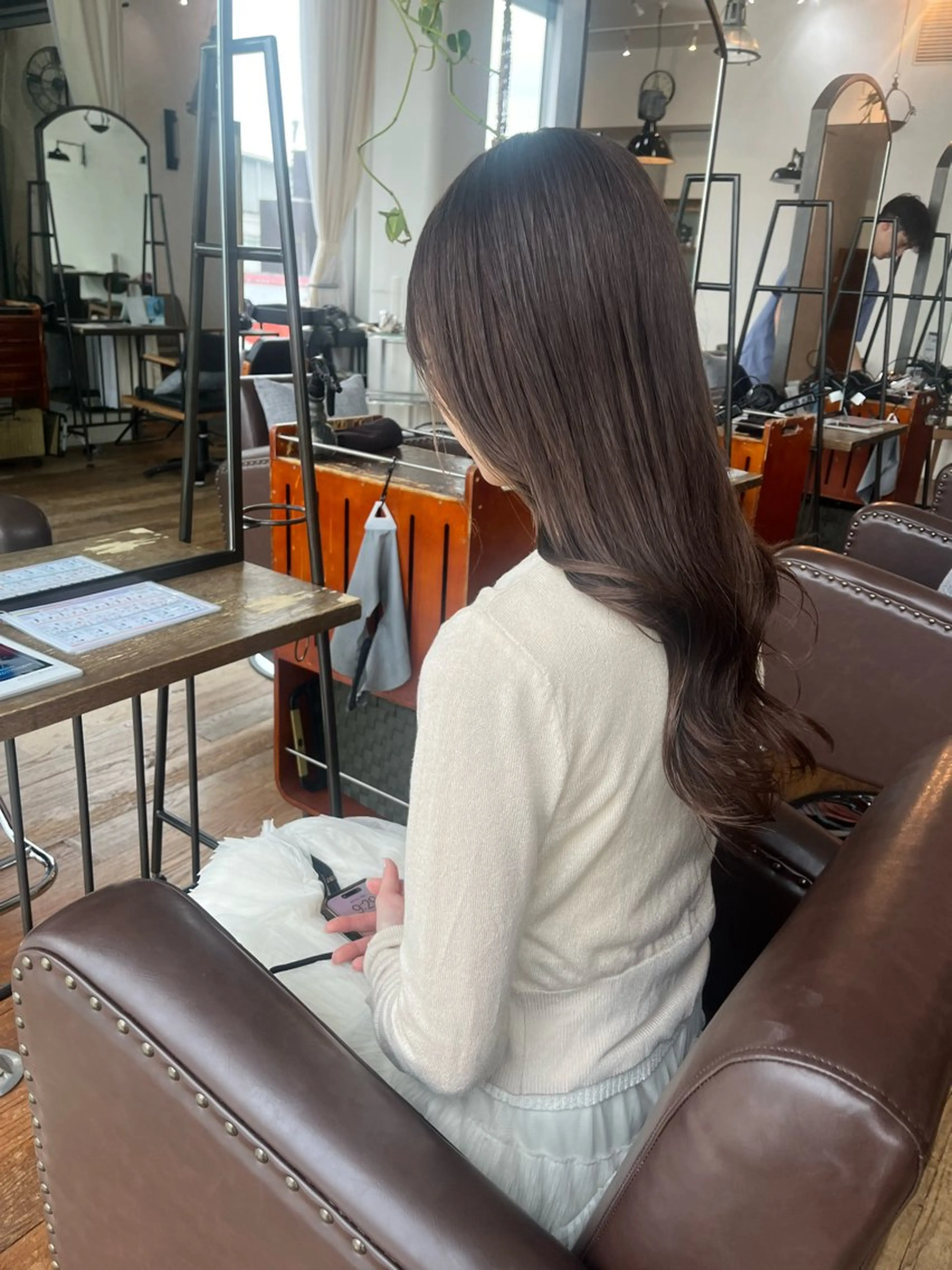 カラー 透明感カラー 東茉央/ブリーチ リタッチ🧸銀座のヘアスタイル