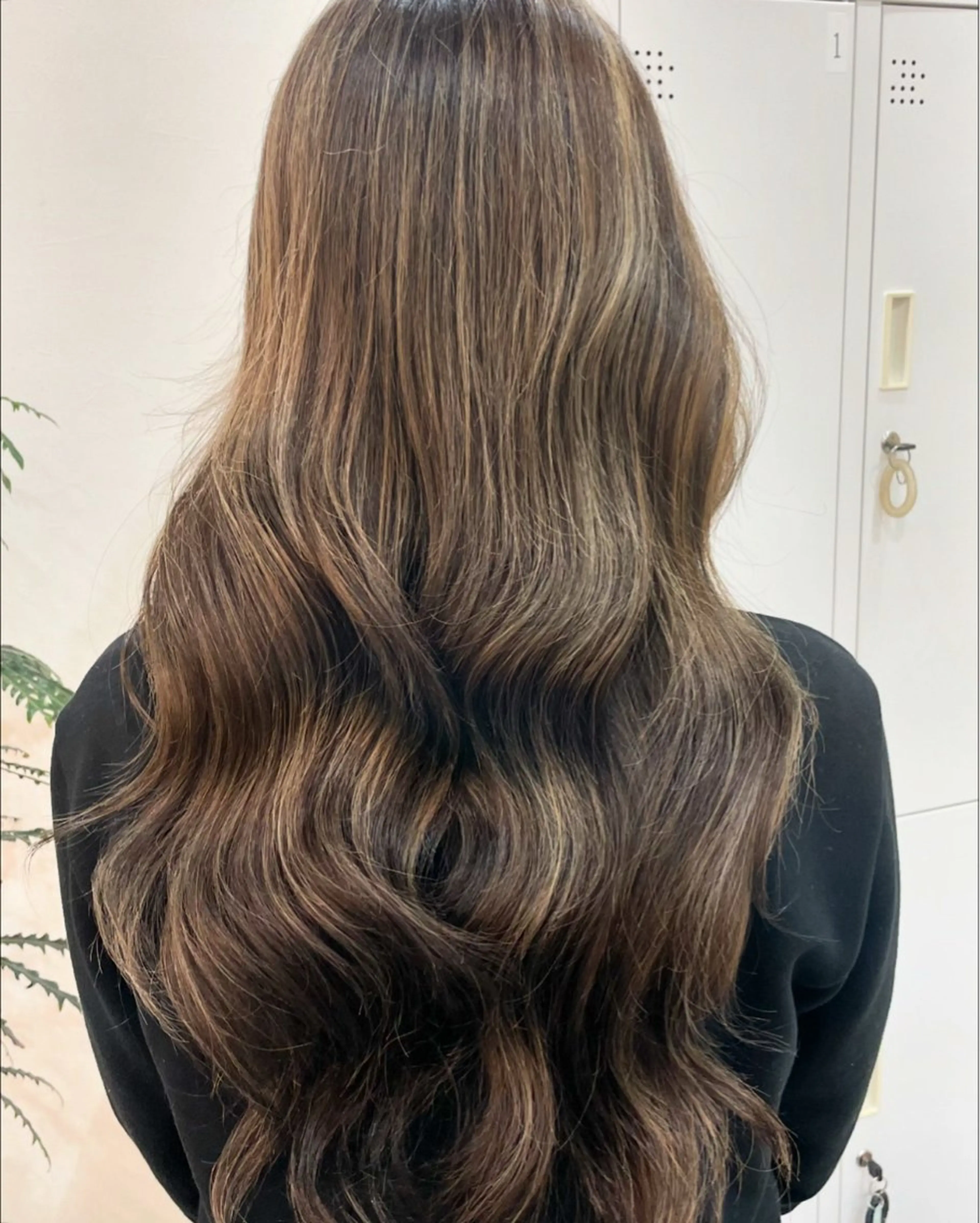 ロング カラー ベージュカラー ブリーチ グレージュ ハイライトカラー オレンジ 郡山/透明感カラー /馬場アンドレアのヘアスタイル