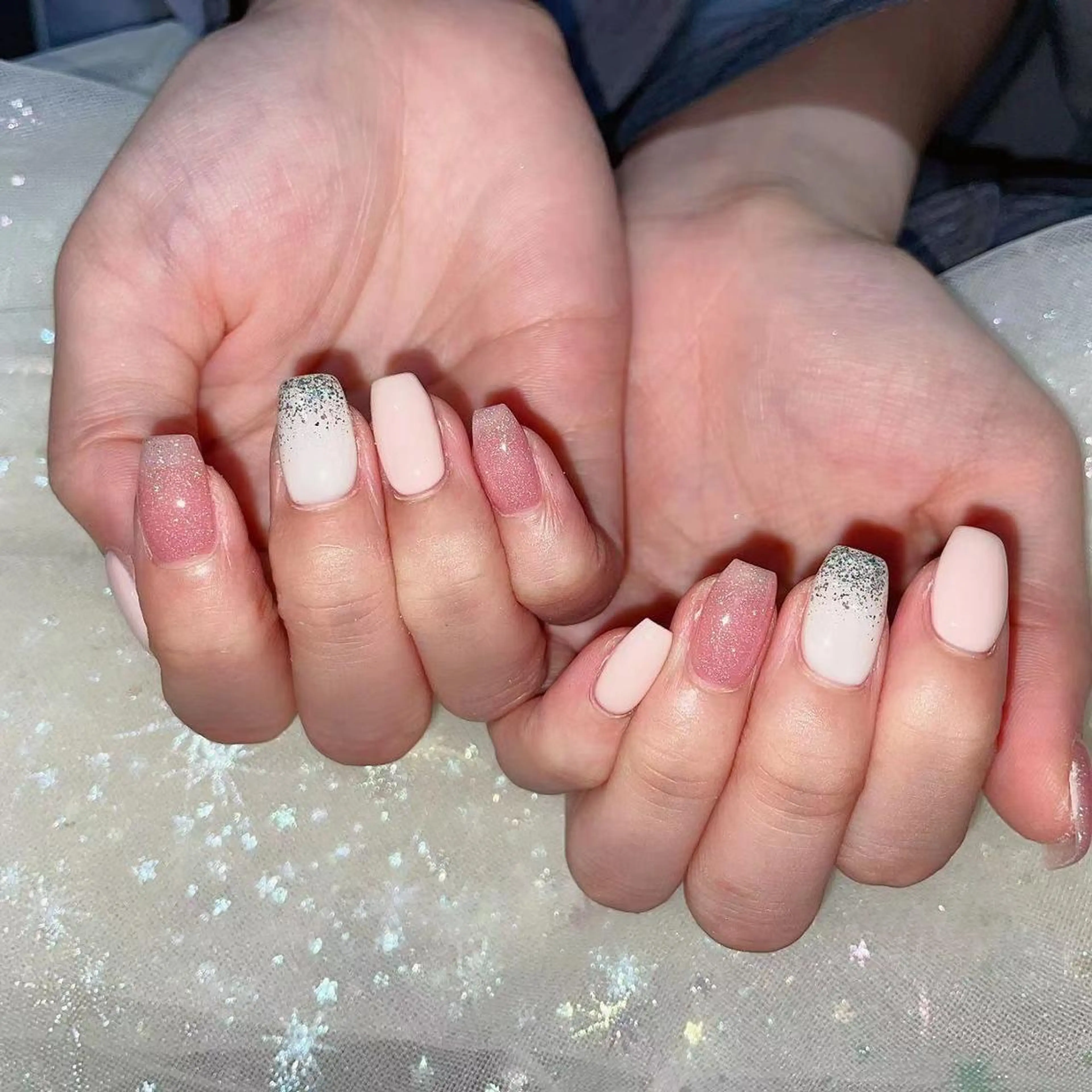 ネイル シンプルネイル Queens ciciのネイルデザイン