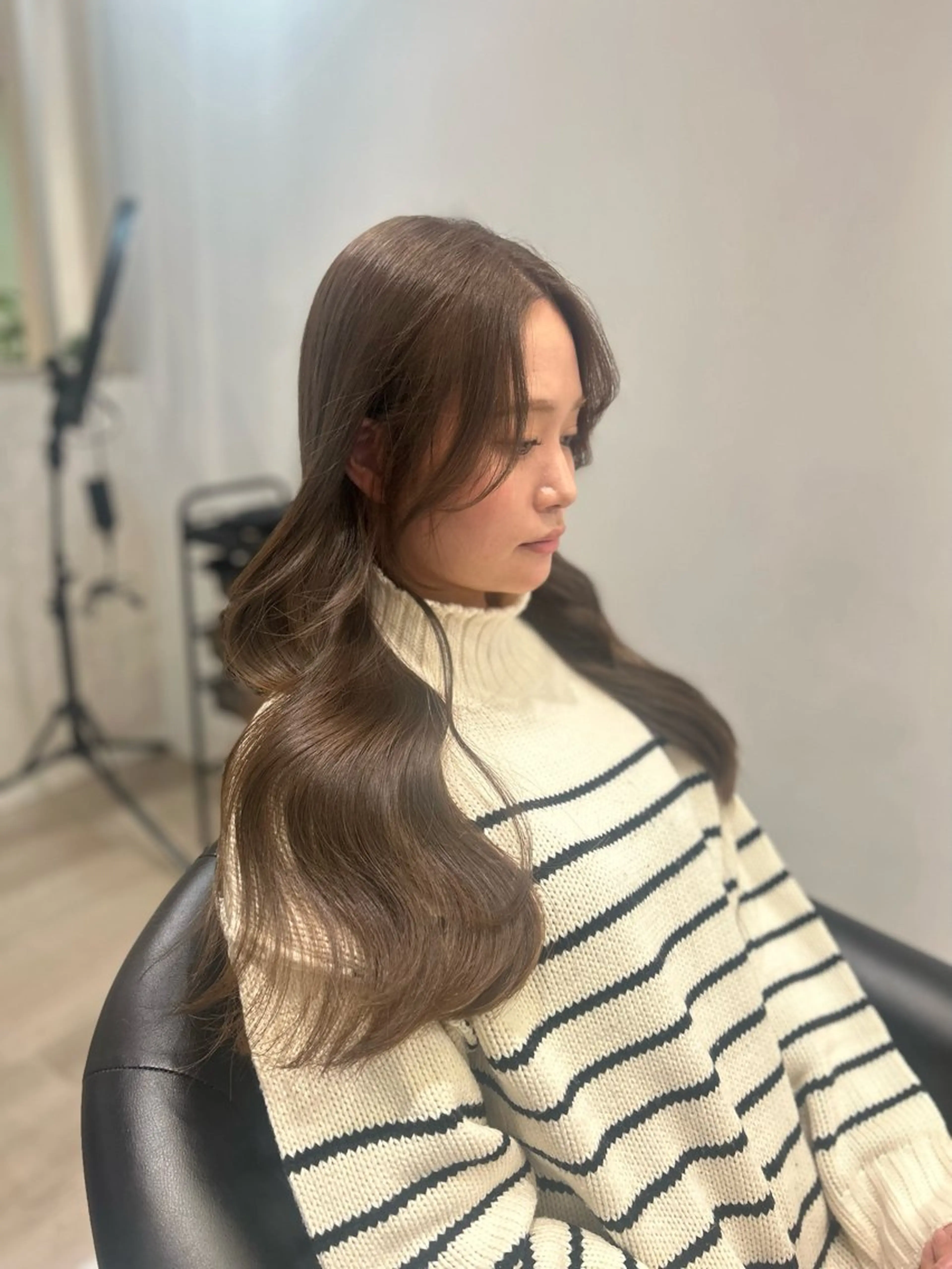 ロング カラー カット ヘアカラー トリートメント emi/髪質改善/ 韓国風/艶カラーのヘアスタイル