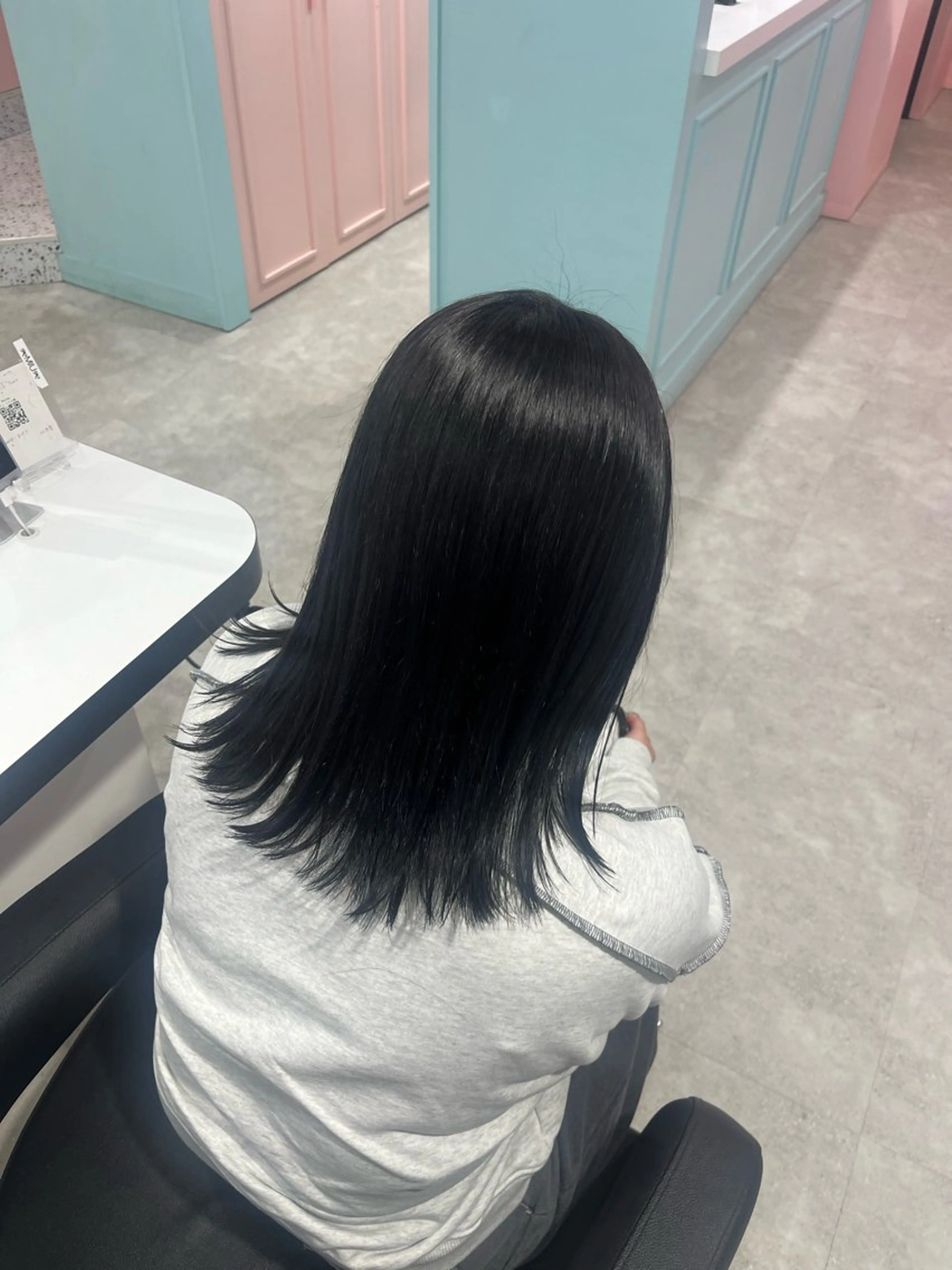 ミディアム カラー みう/仙台/暖色/ 艶髪/顔周りカット/のヘアスタイル