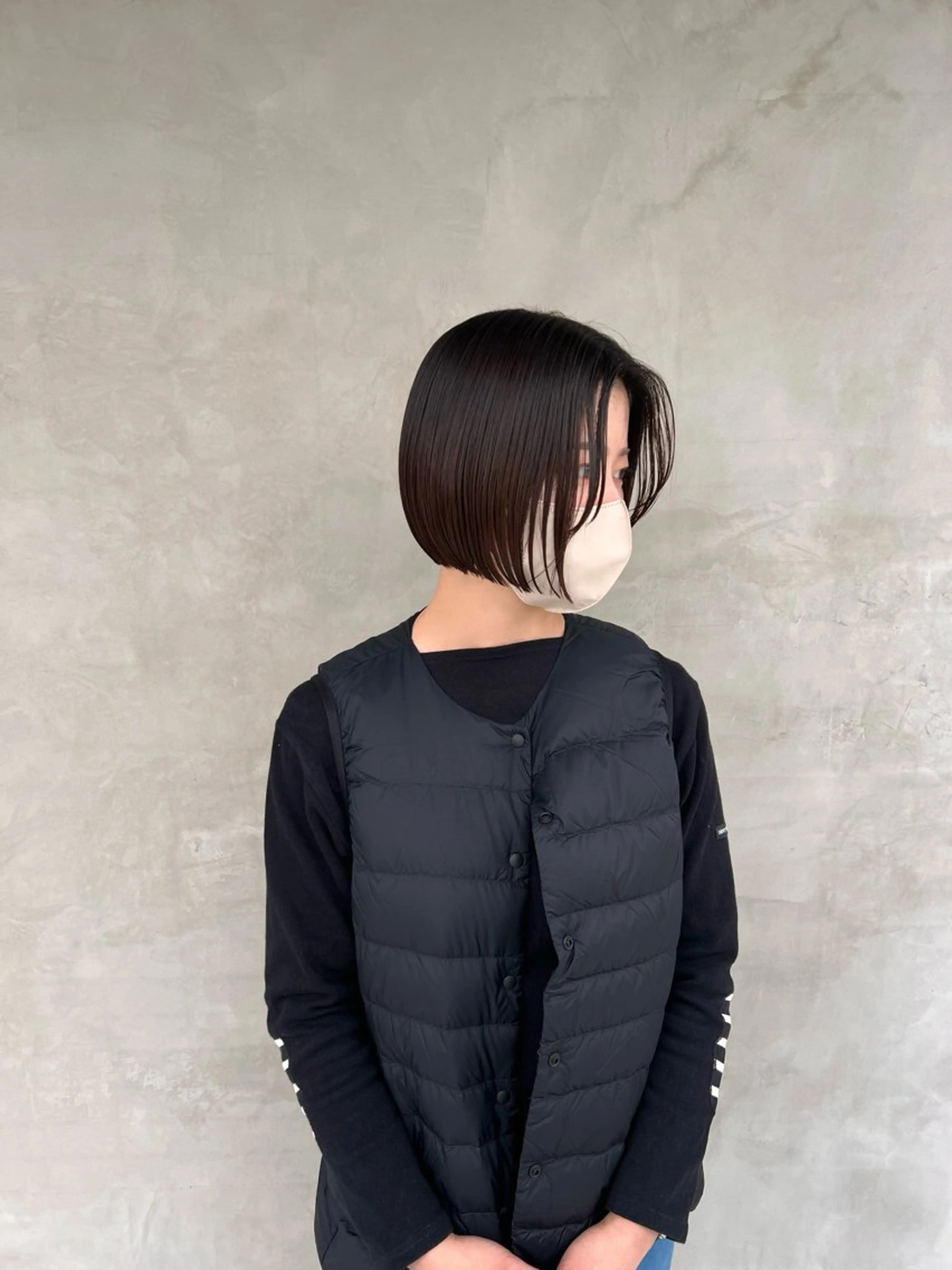 ショート 切りっぱなしボブ 👩🏼ミニボブのヘアスタイル