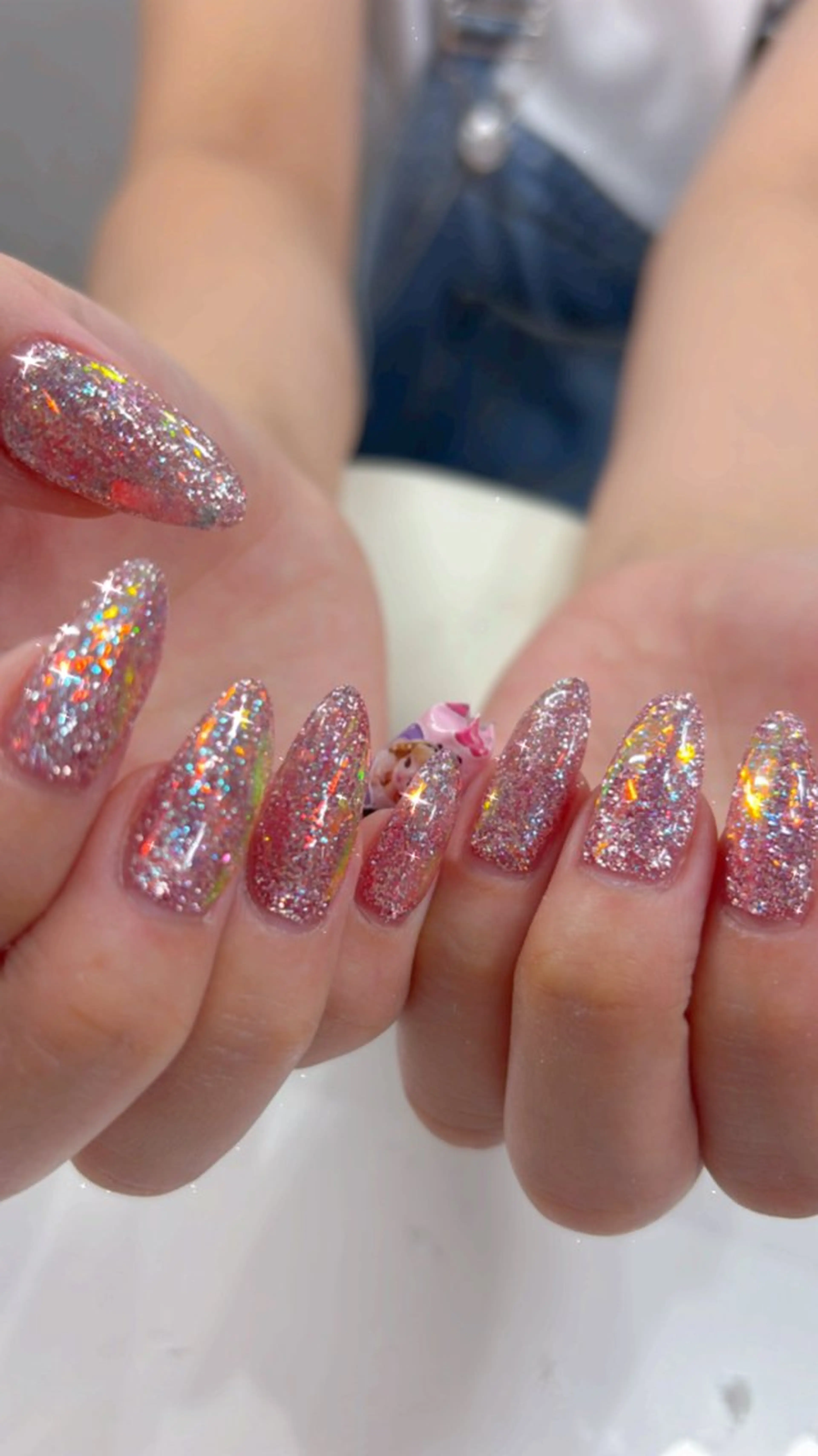 ネイル オーロラネイル フラッシュネイル キラキラネイル ラメ(グリッター) ハンドネイル 鶴橋wooone nail.rieのネイルデザイン