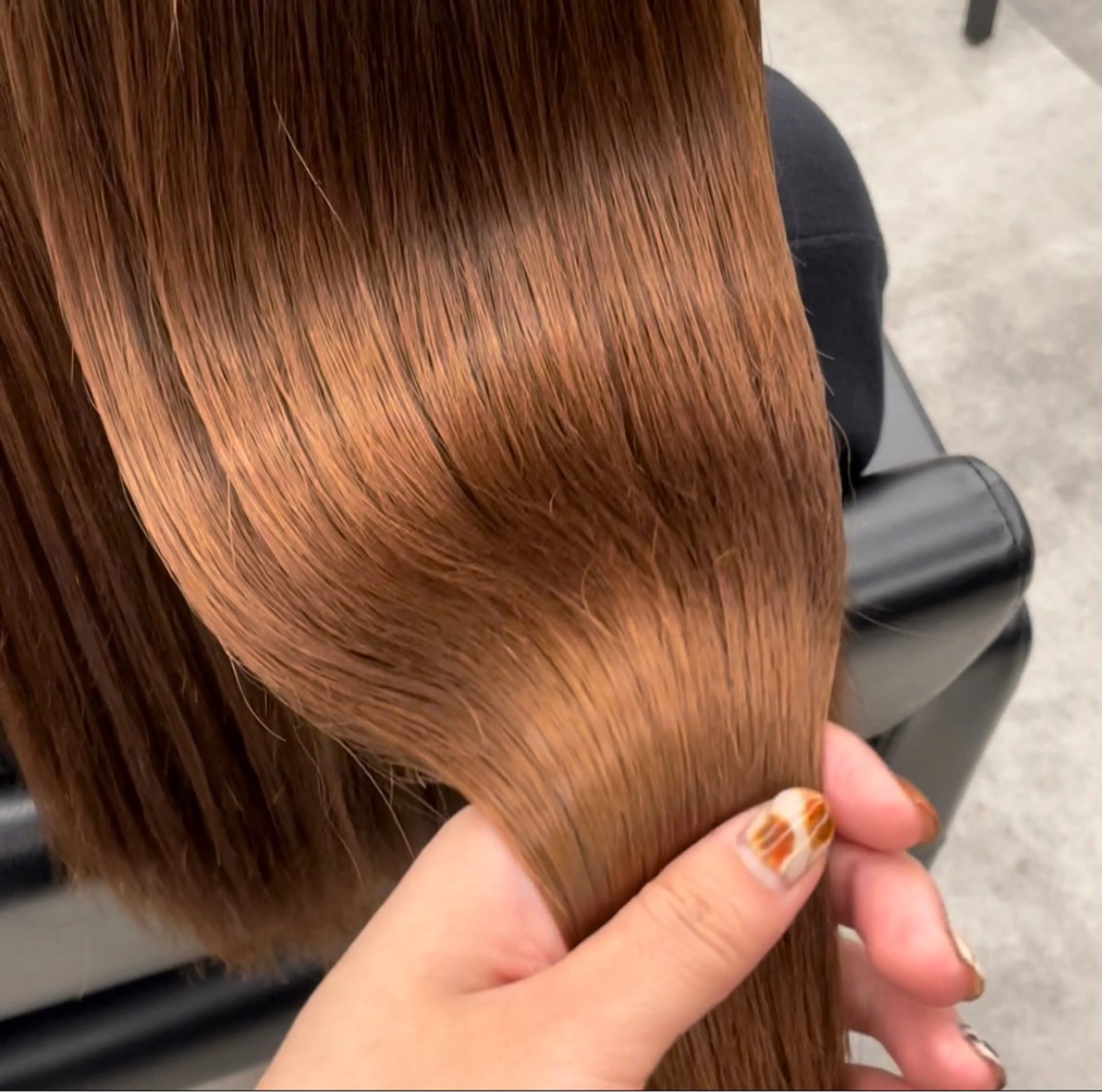 ミディアム カラー ヘアアレンジ 顔周りカット×透明感 カラー💫AINAのヘアスタイル