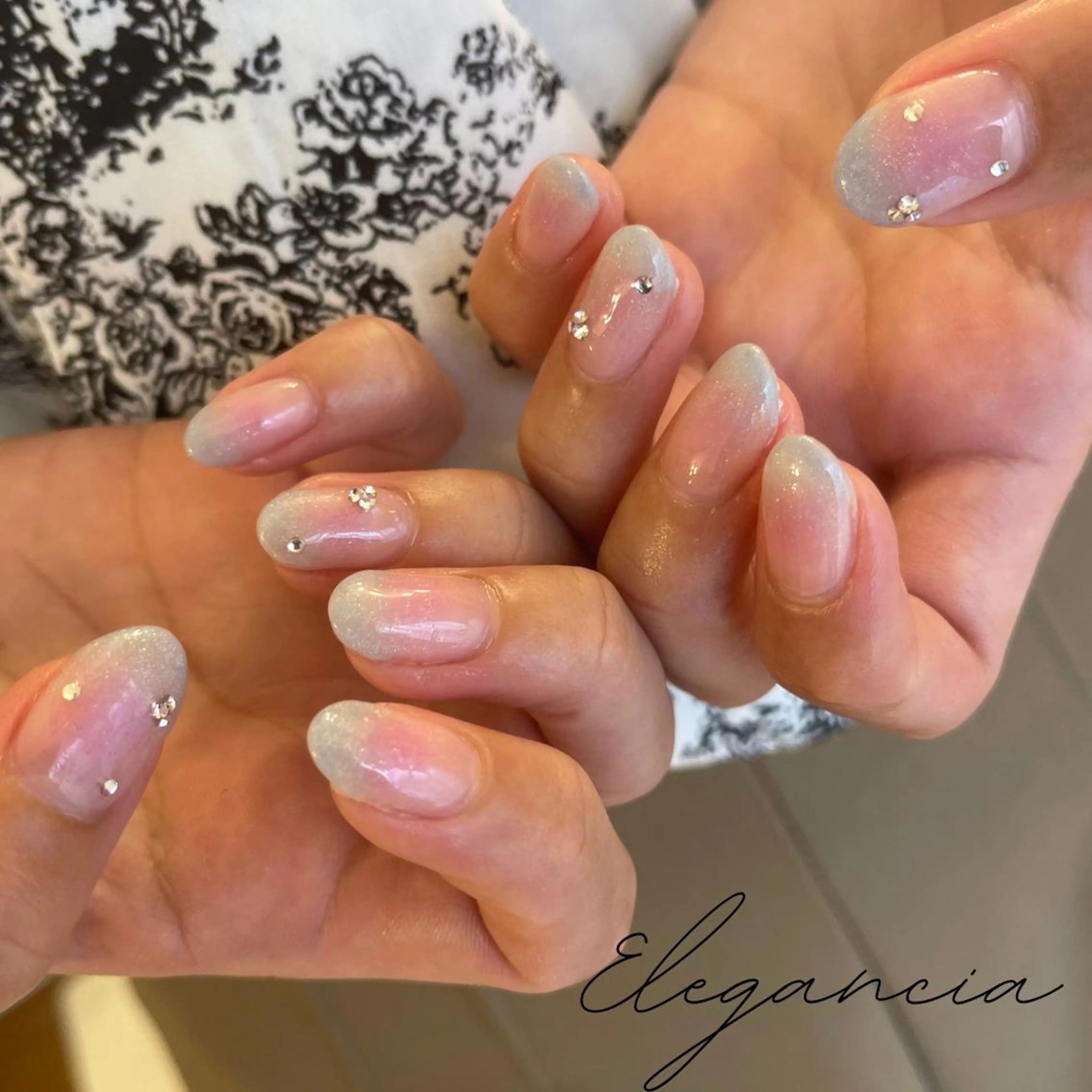 カラー ネイル ハンドネイル Elegancia. Hiromiのネイルデザイン