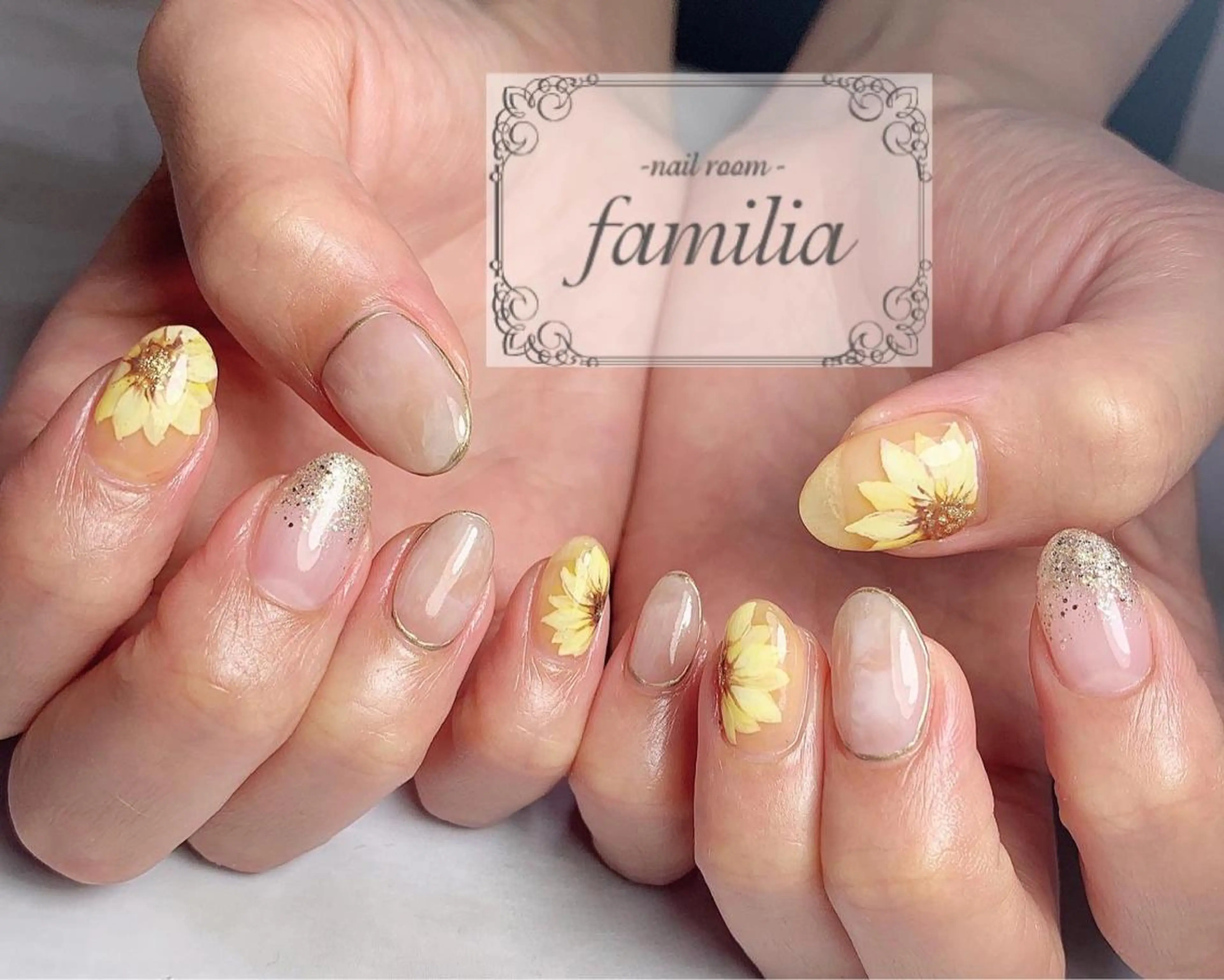 ネイル ハンドネイル -nailroom- familiaのネイルデザイン