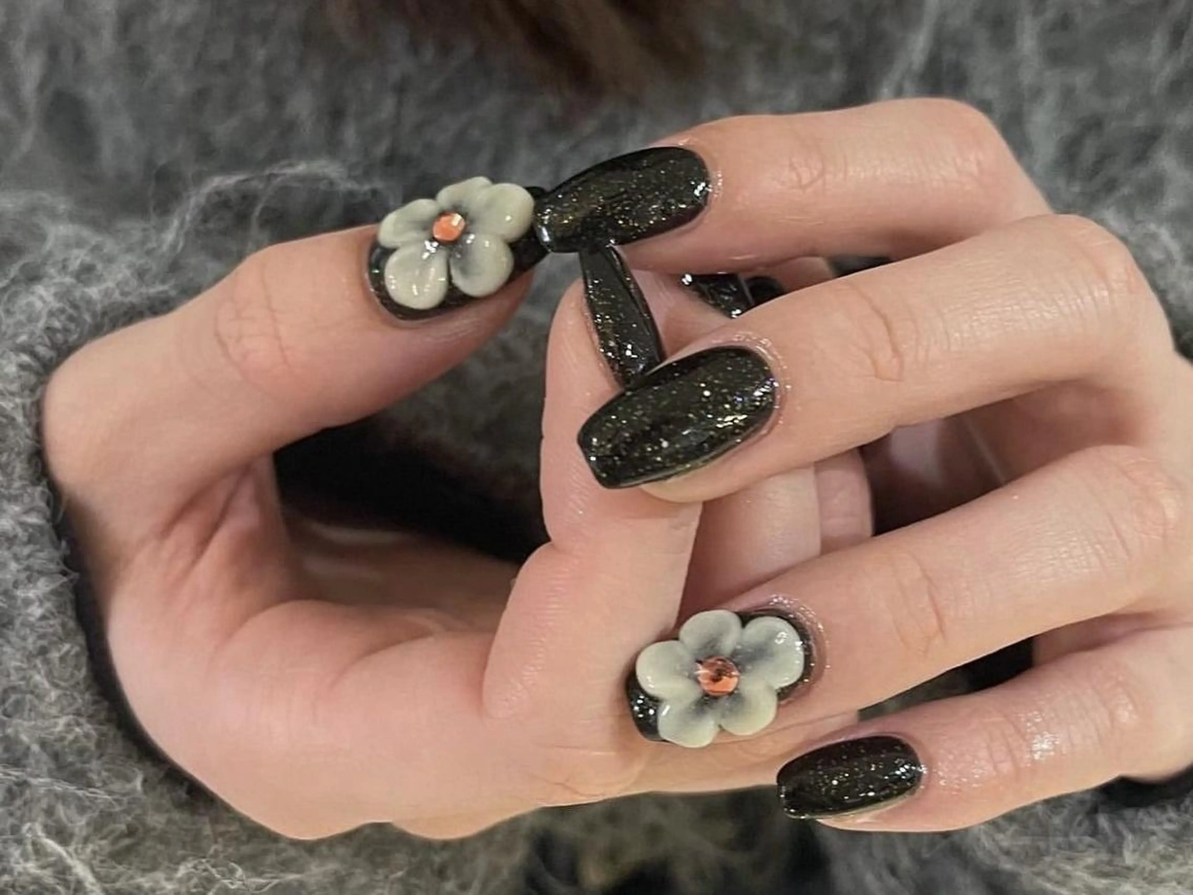 ネイル 持ち込み 🦋y y Nail 🤍のネイルデザイン