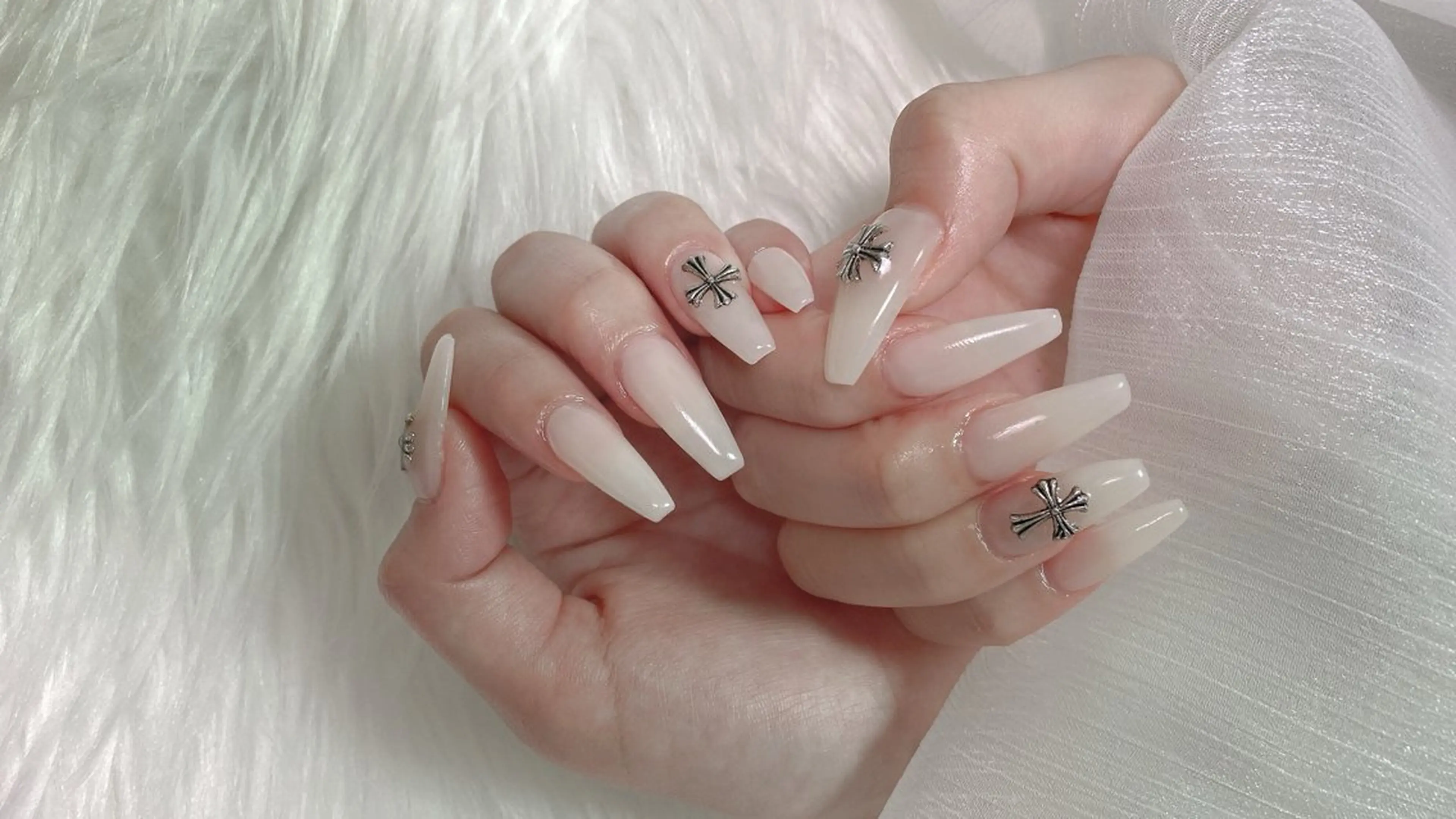 ネイル ハンドネイル オーシャン スカルプネイルサロンのネイルデザイン