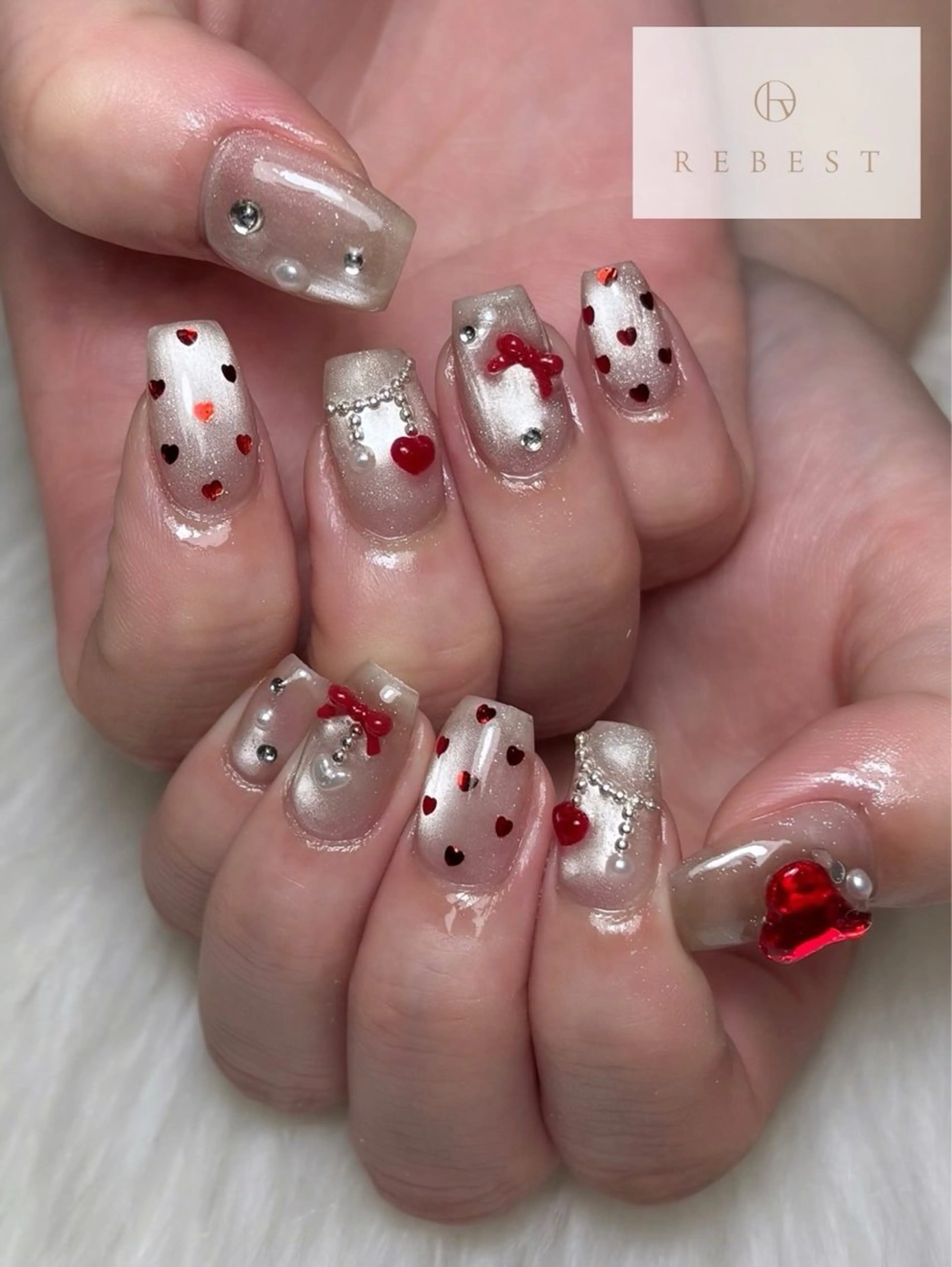 ネイル CURUMI REBEST 京橋のマツエク・マツパデザイン