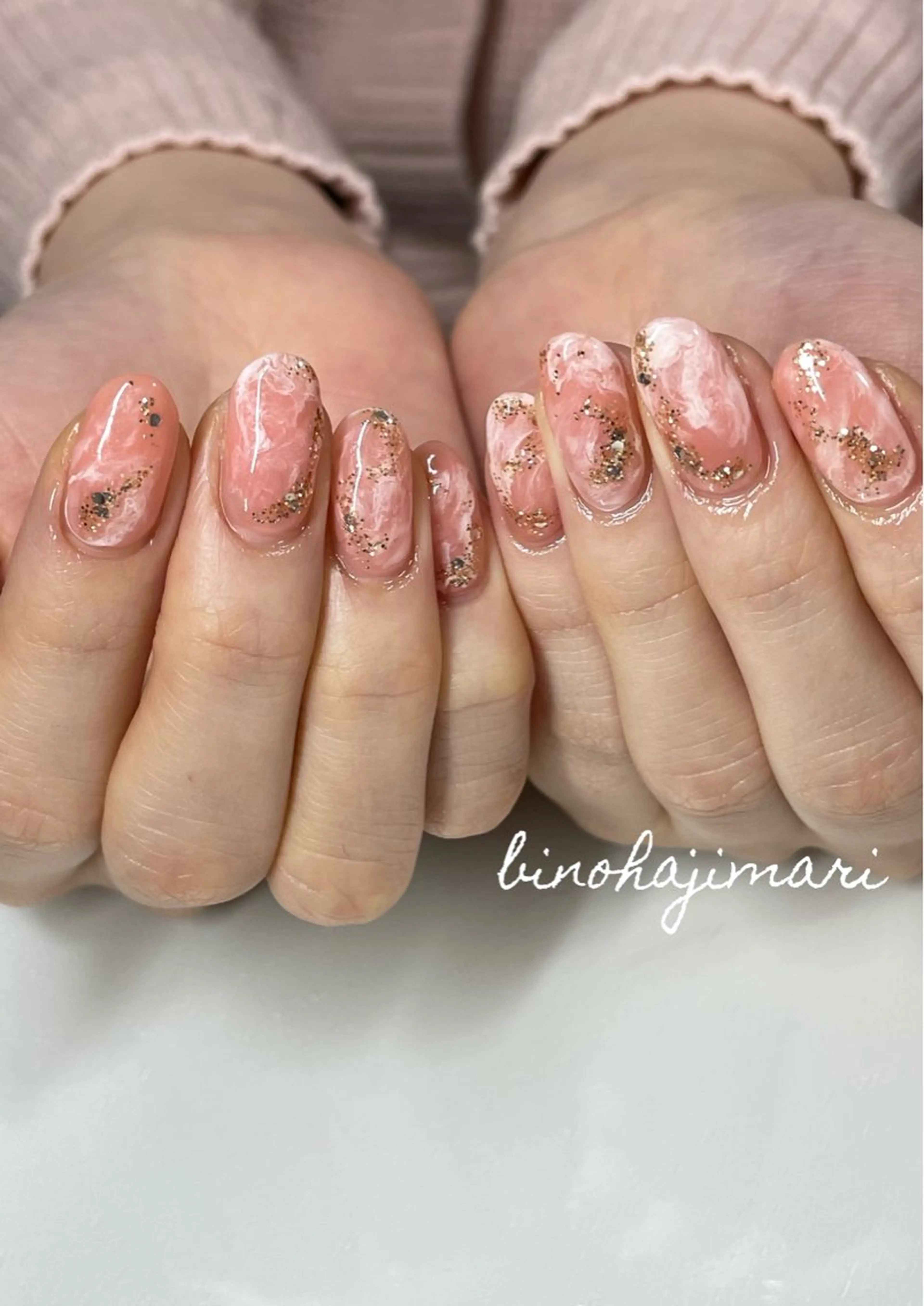 ネイル アートネイル フラッシュネイル ラメ(グリッター) ニュアンスネイル シルバー ハンドネイル ハンドケア ♡Bivi♡自爪に 優しいネイルサロンのネイルデザイン