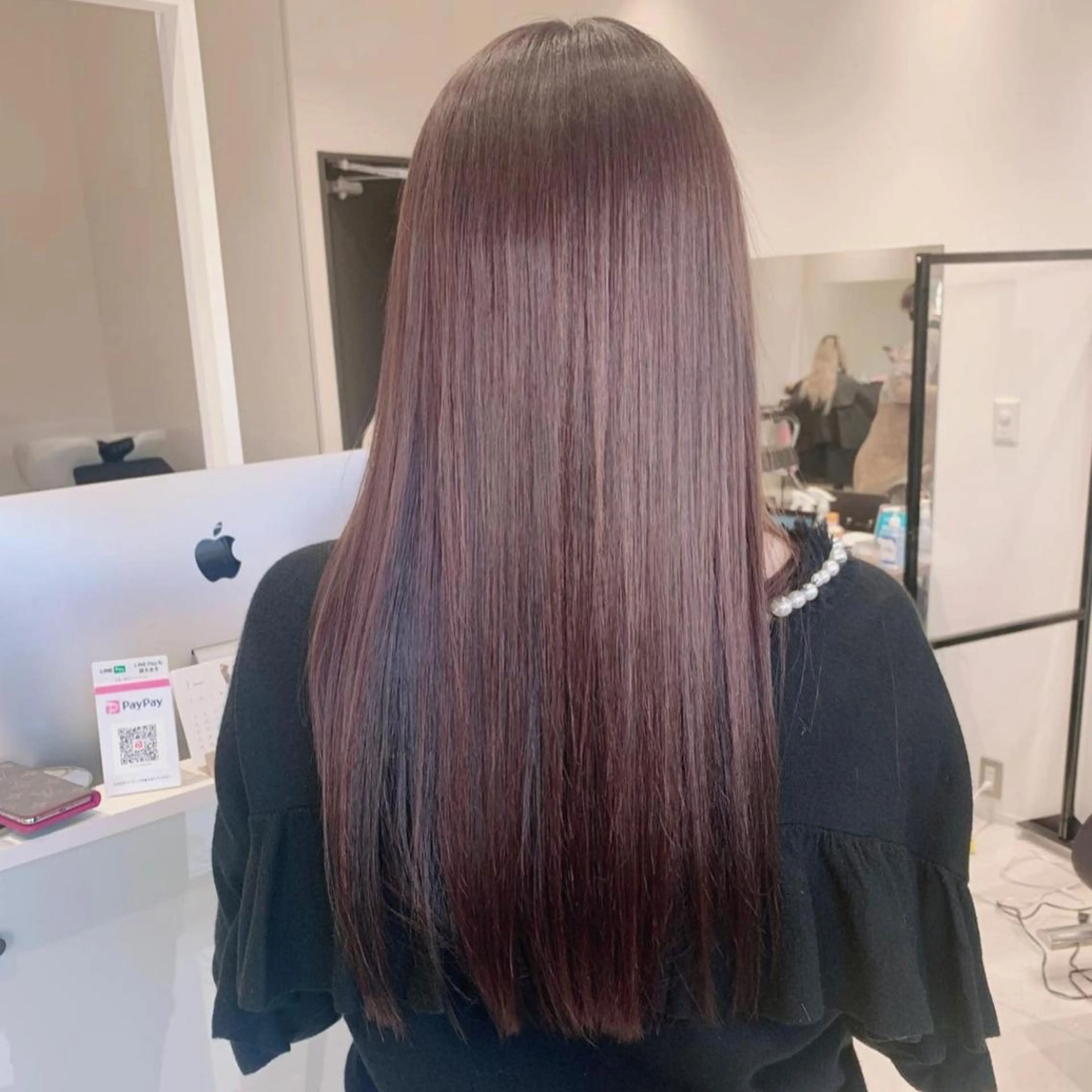 ロング カラー ブリーチ ケアブリーチ ハイライトカラー インナーカラー ハイライト カット ヘアカラー トリートメント 福西 洋斗のヘアスタイル