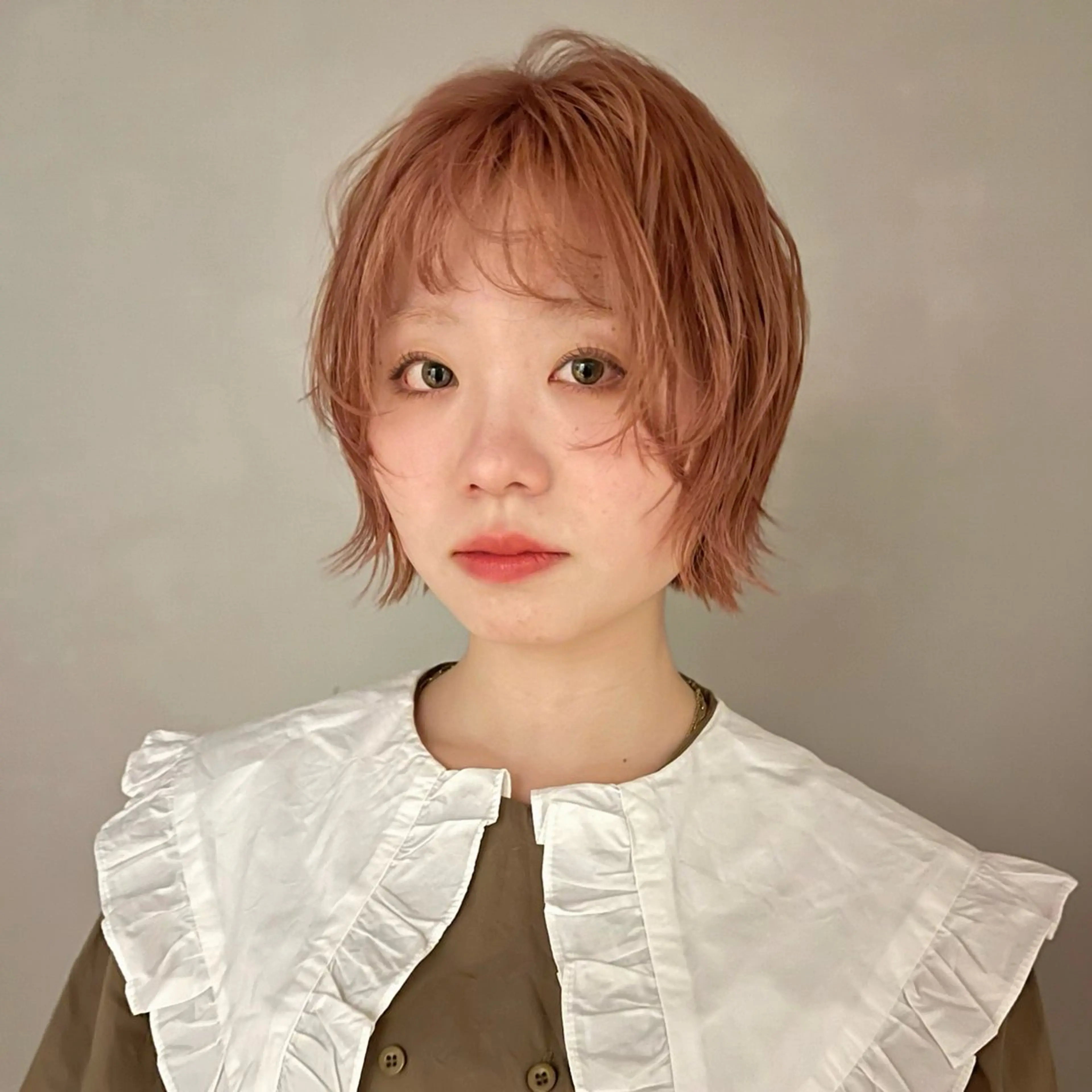 ショート たおちゃん／レイヤー ／透明感カラーのヘアスタイル