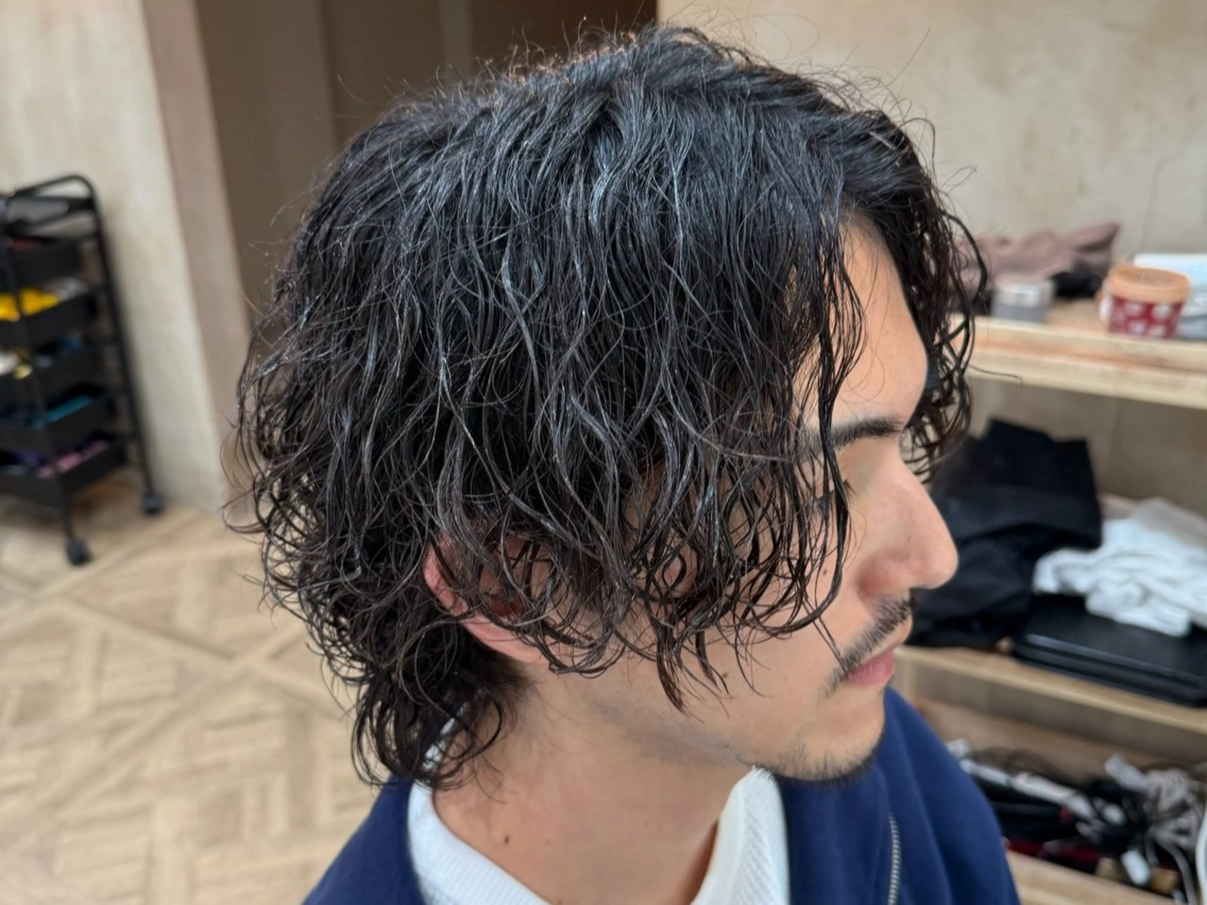 パーマ メンズ メンズパーマ MEN‘S HAIR BLEACHi塩釜口所属・市原亮/塩釜口/ ツイスパ/波巻きのヘアスタイル