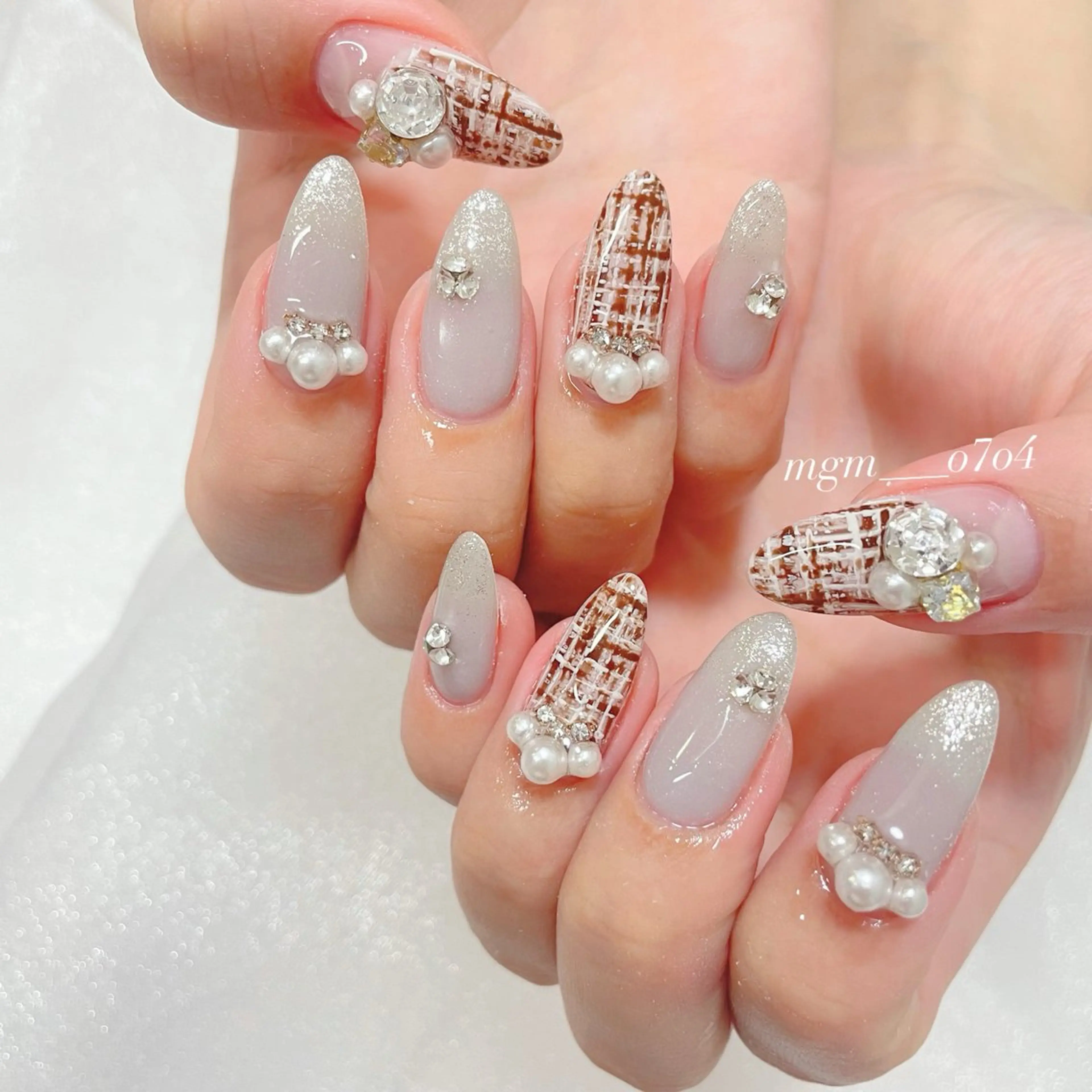 ネイル ハンドネイル ハンドケア MoON...❤︎ MeGuのネイルデザイン